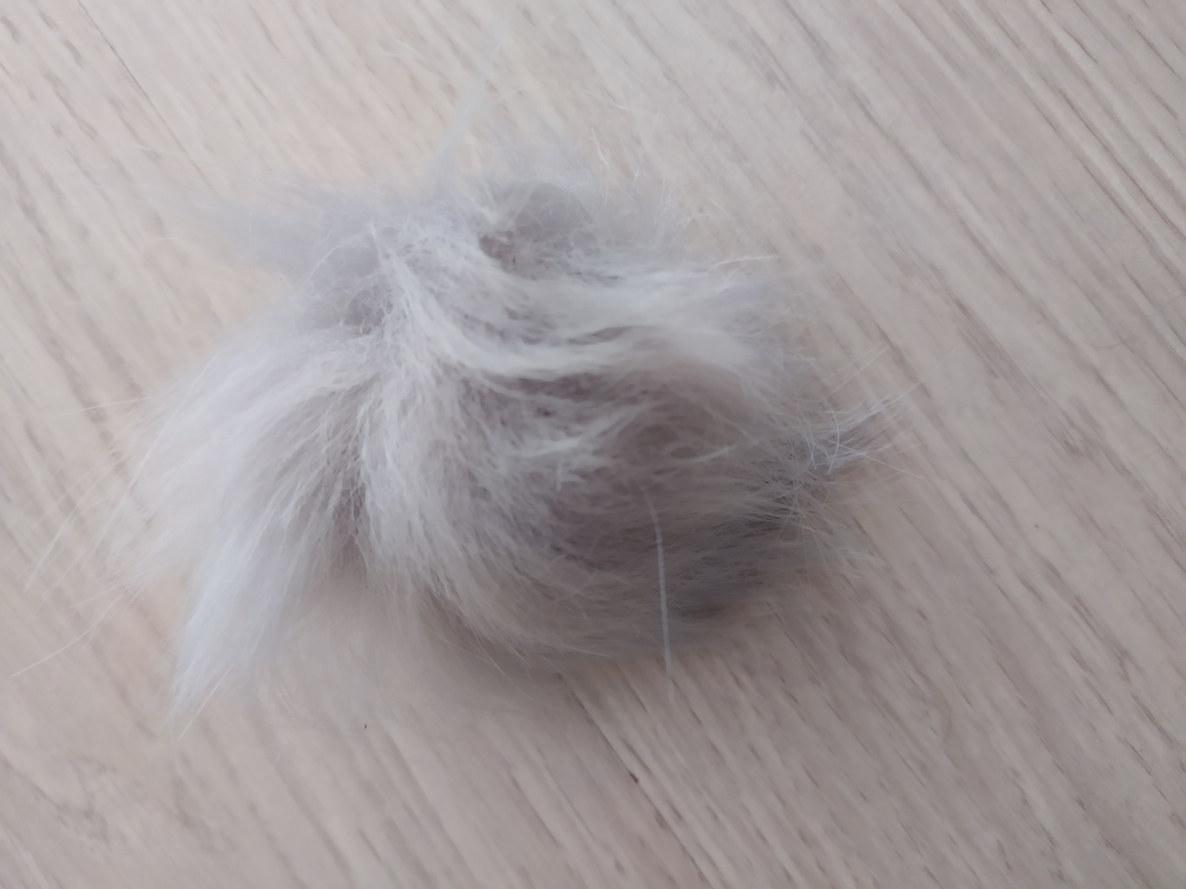 Bambule 8cm světle šedá