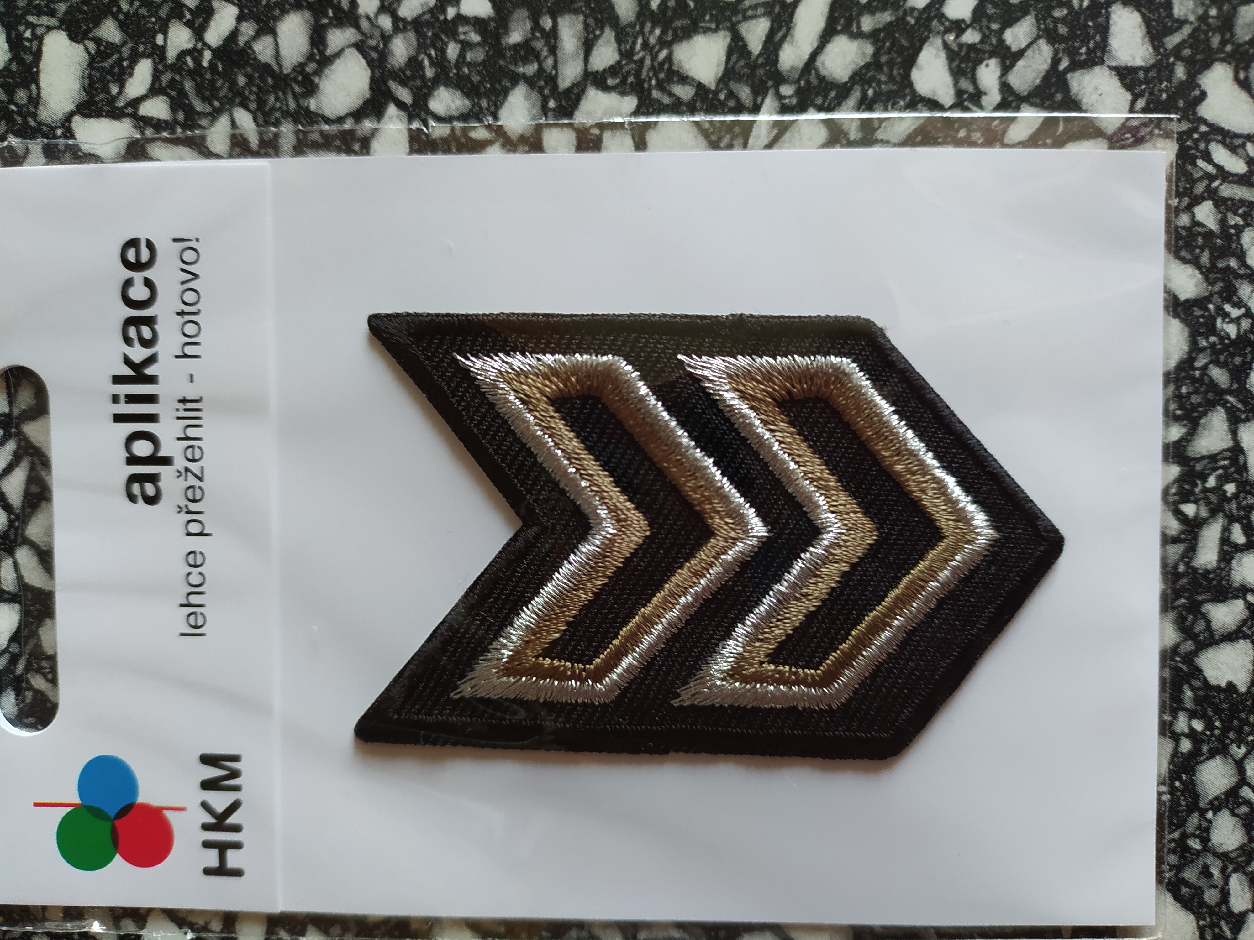 Aplikace nažehlovací army 2