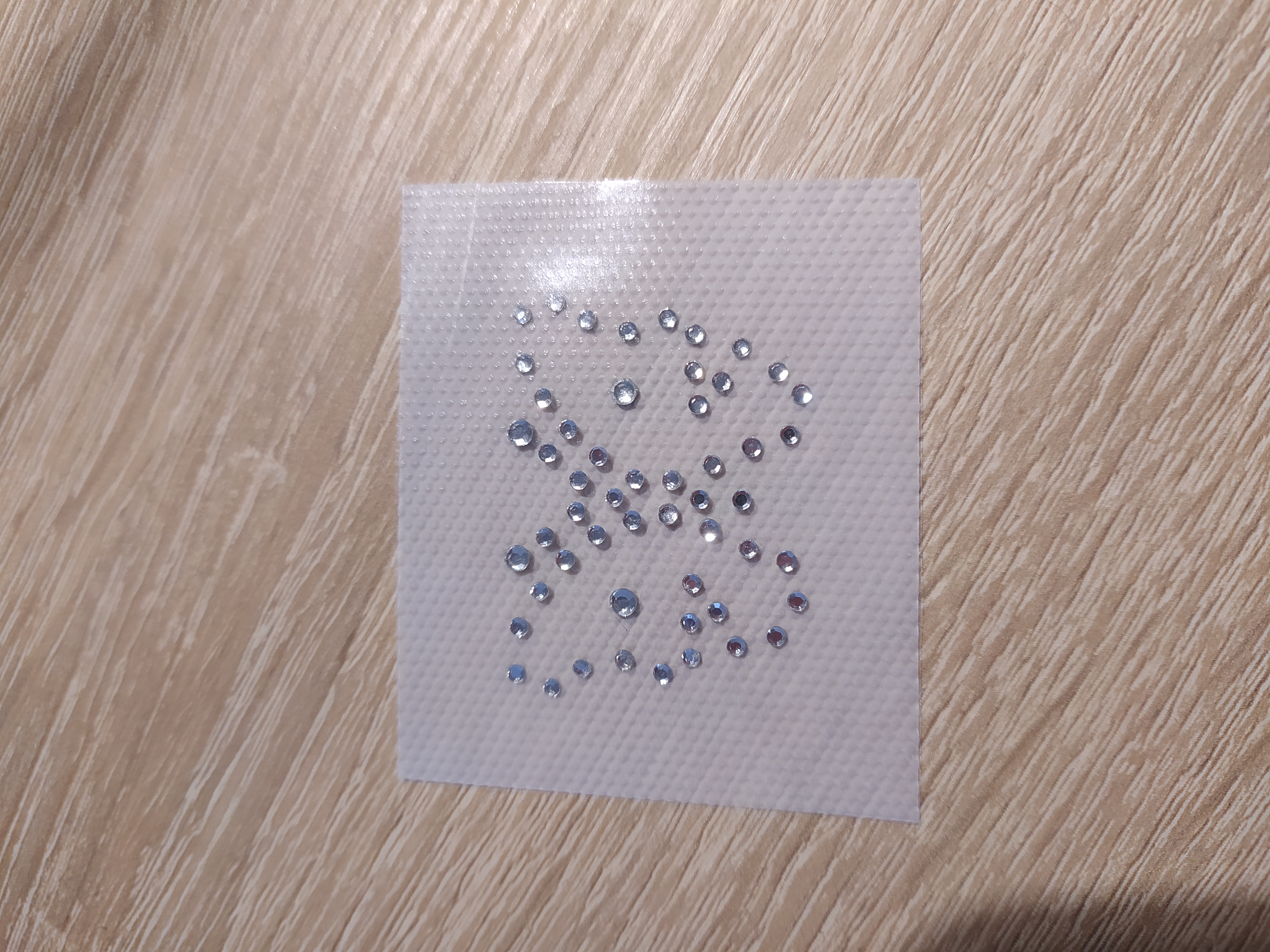 Motiv z kamínků Motýlek