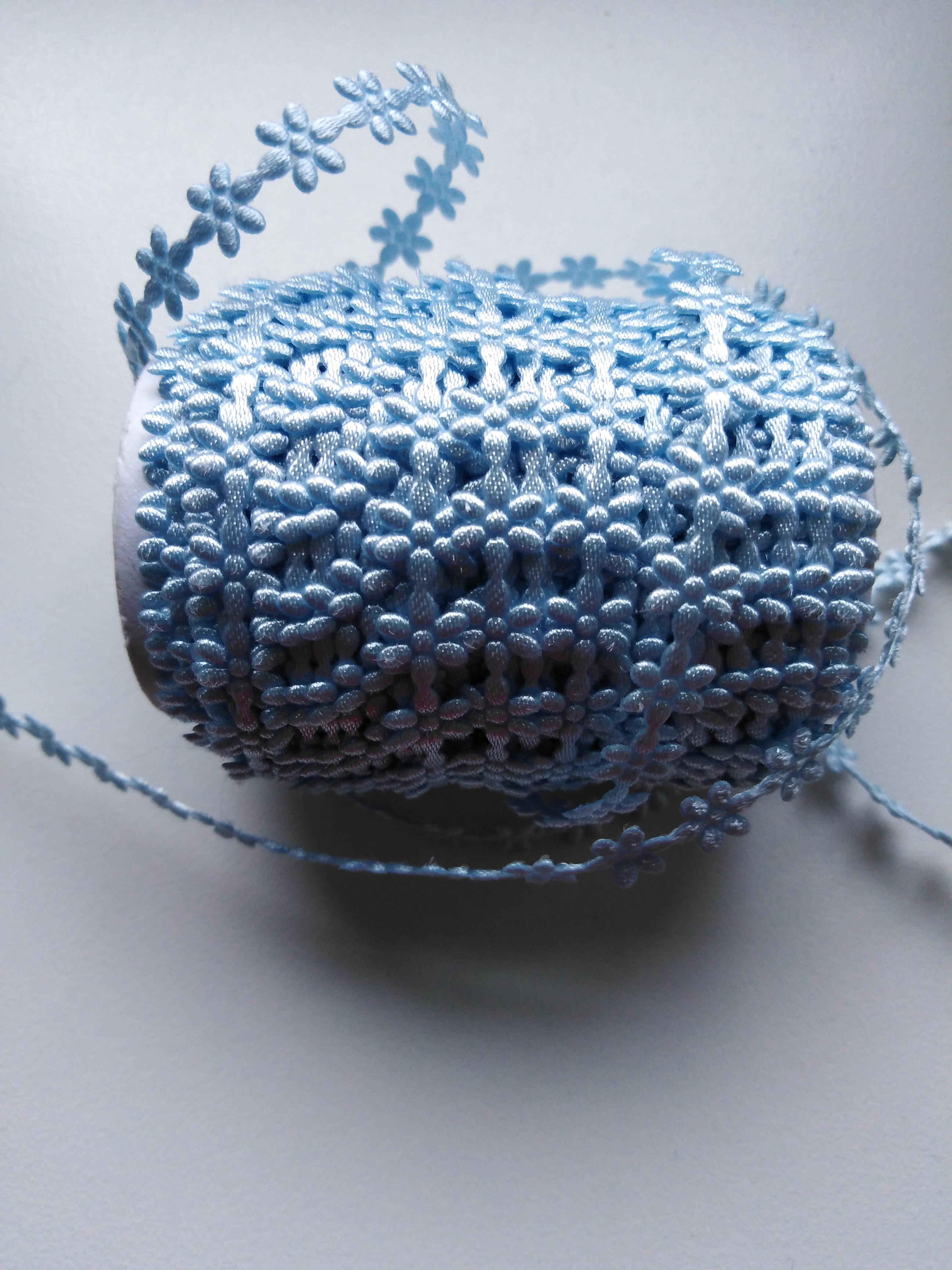 Aplikace metráž - květy malé nebeská modř