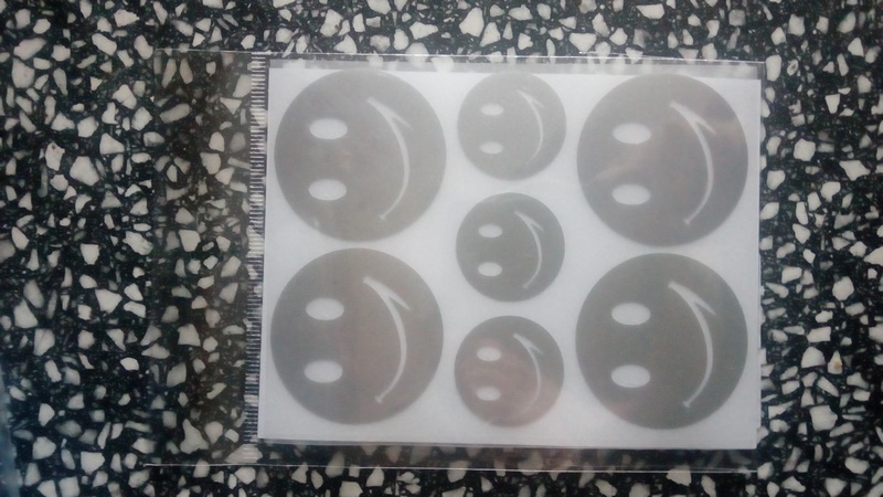 Reflexní motiv smajlík