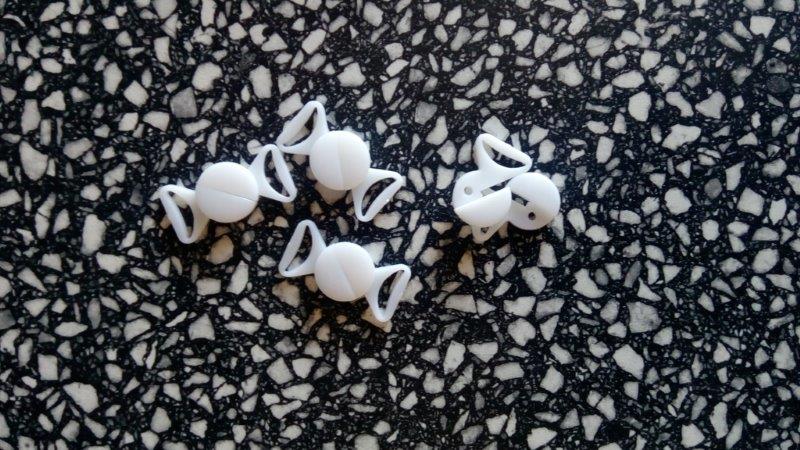 Plavkové zapínání 11 mm bílé