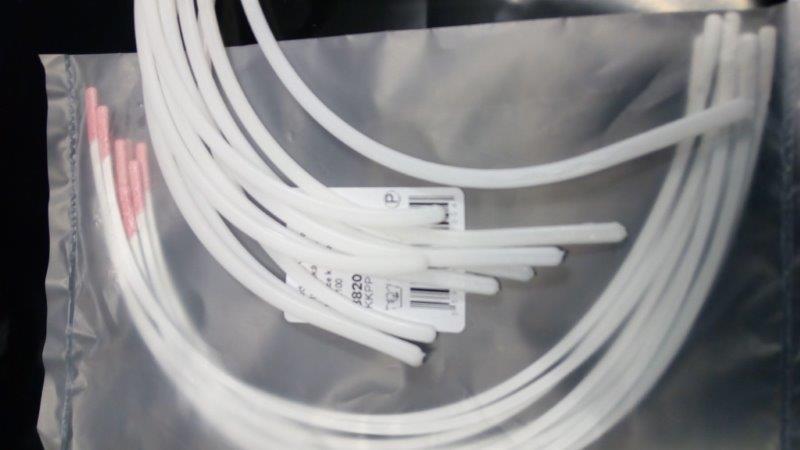 Kostice plastová velikost 4