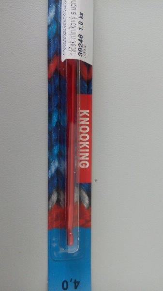 Hliníkový háček s uchem pro knooking 4 mm