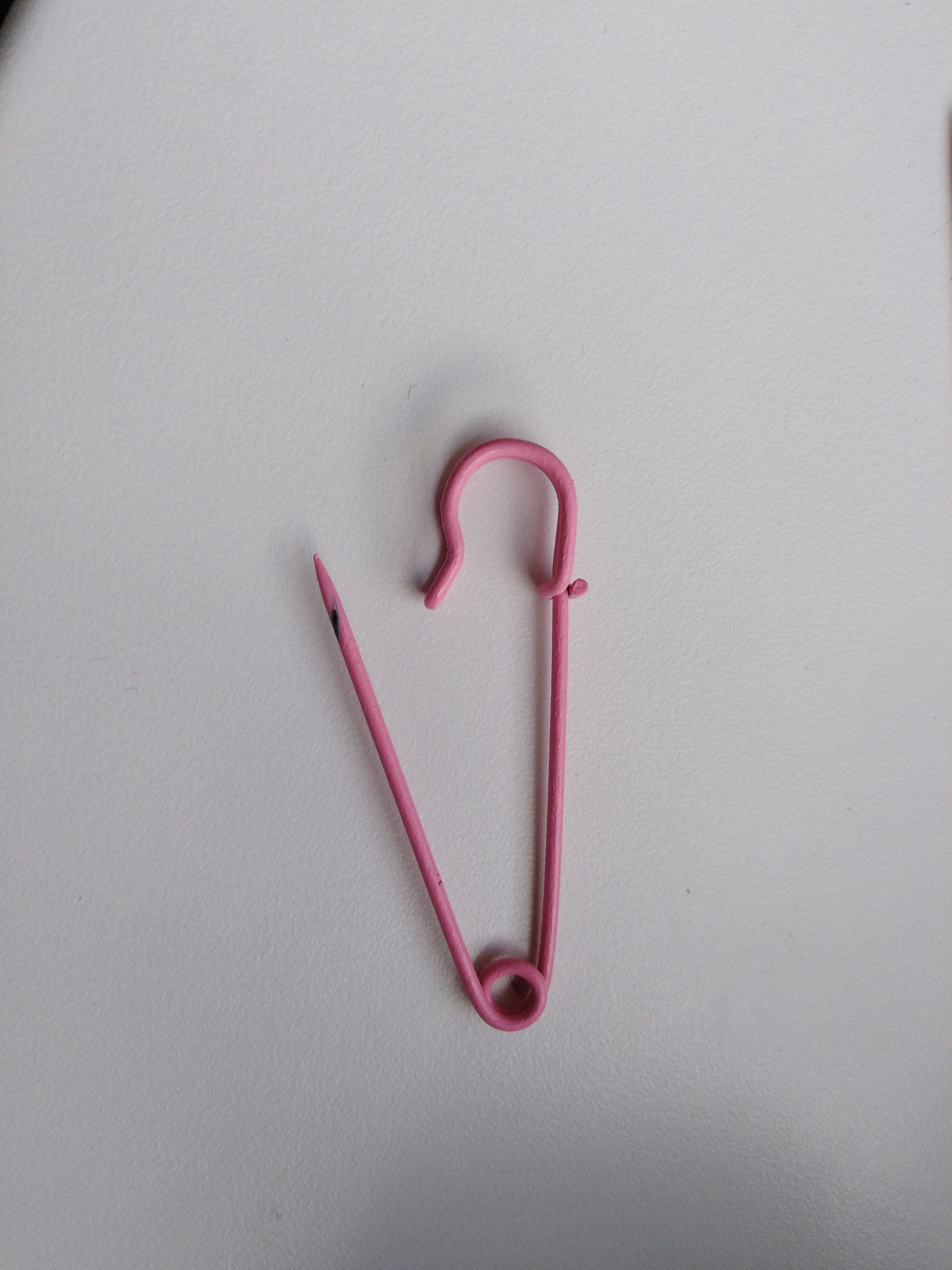 Špendlík zavírací Kilt 70 mm růžový