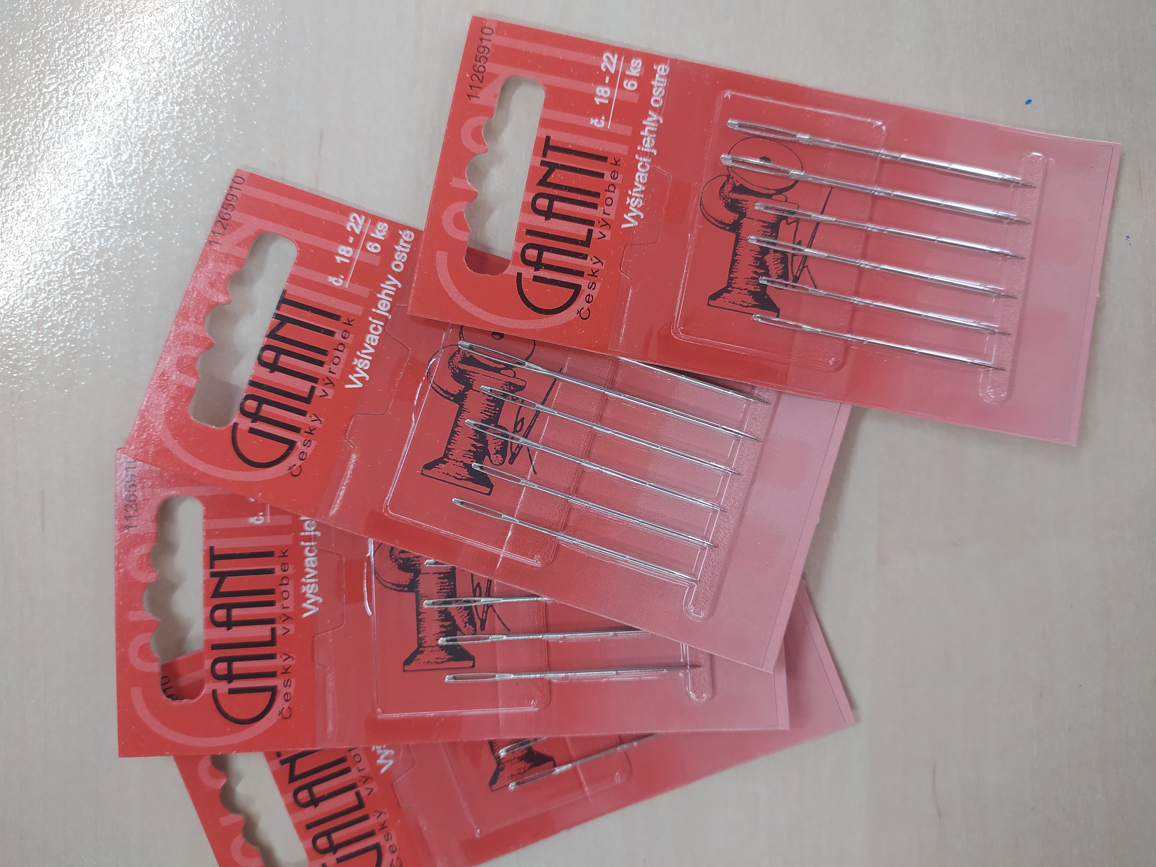 Vyšívací jehly ostré 18/22 6 ks