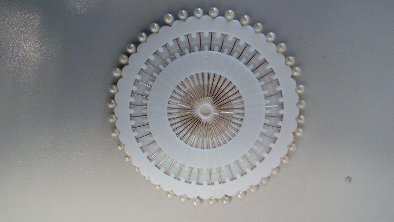 Špendlíky rozeta 40 ks skleněná hlavička