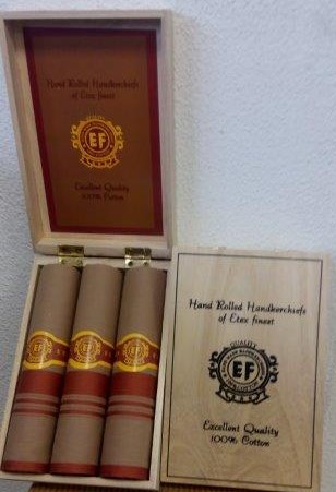 Kapesník pánský barevný doutník 3 ks krabička