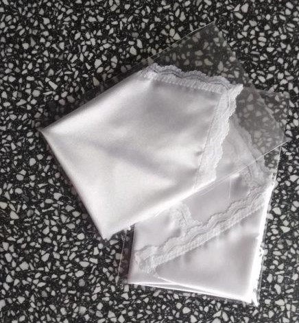 Kapesníček do tanečních s krajkou