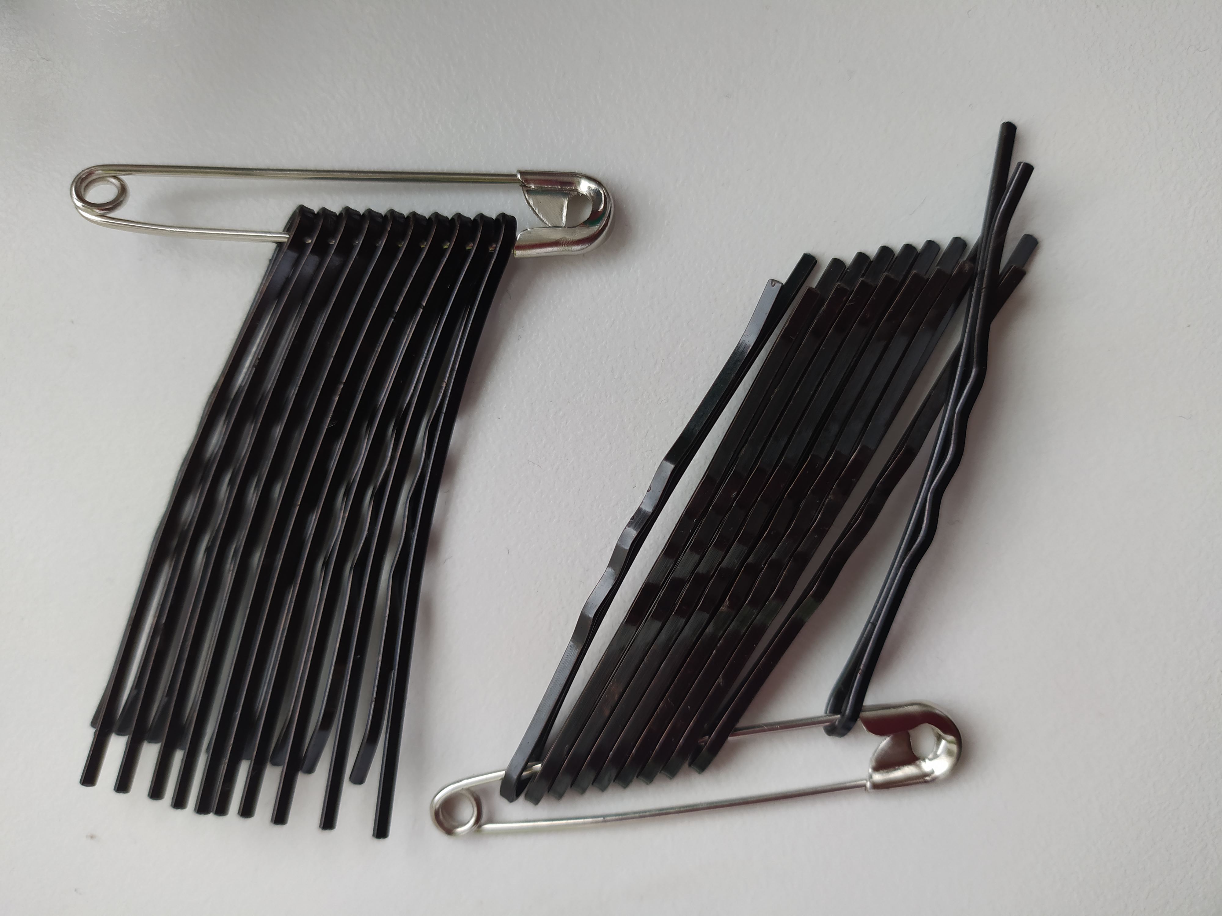 Sponky vlasové 6 mm černá ocel