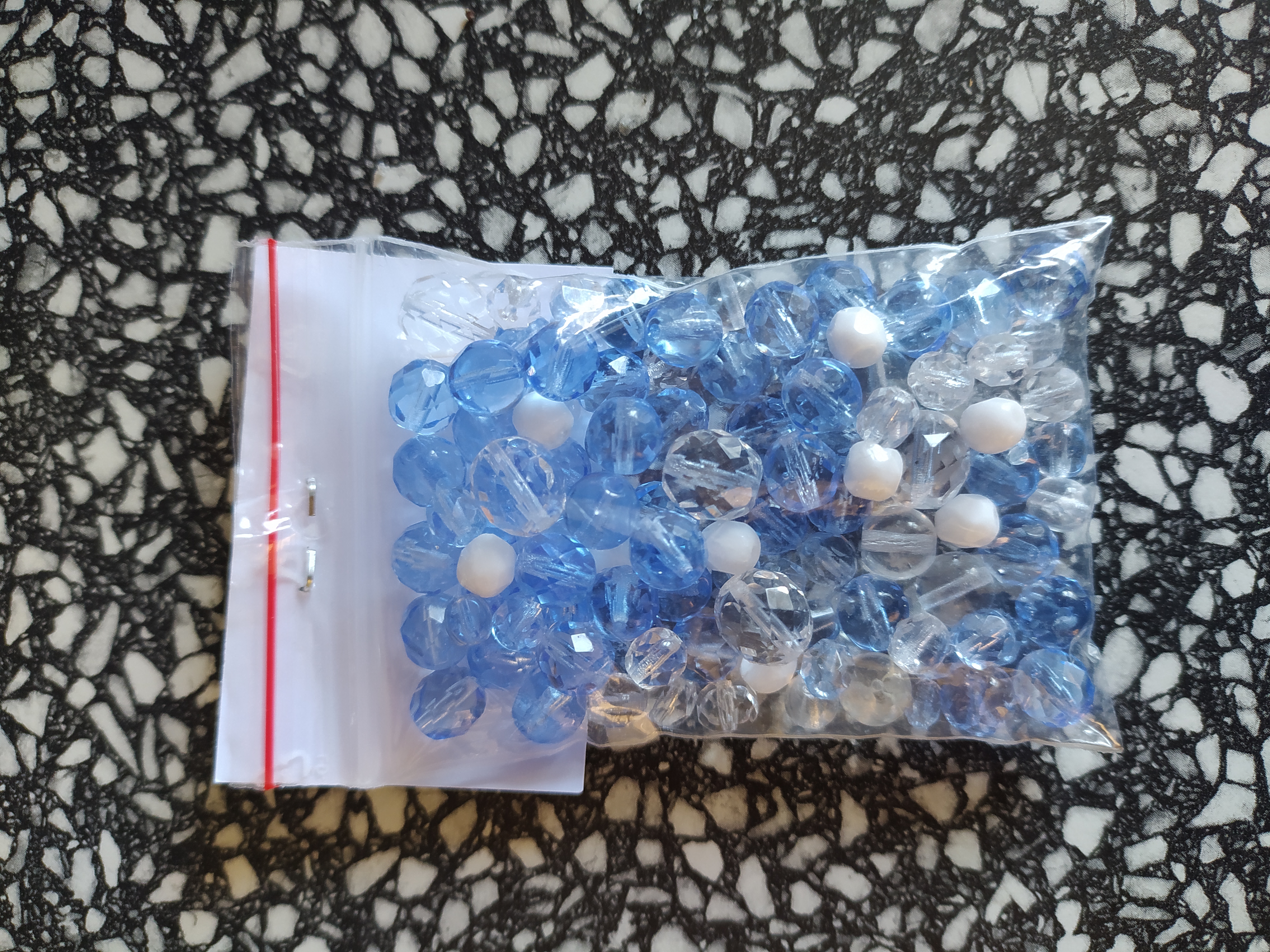 Korálky skleněné mix 50 g světle modré