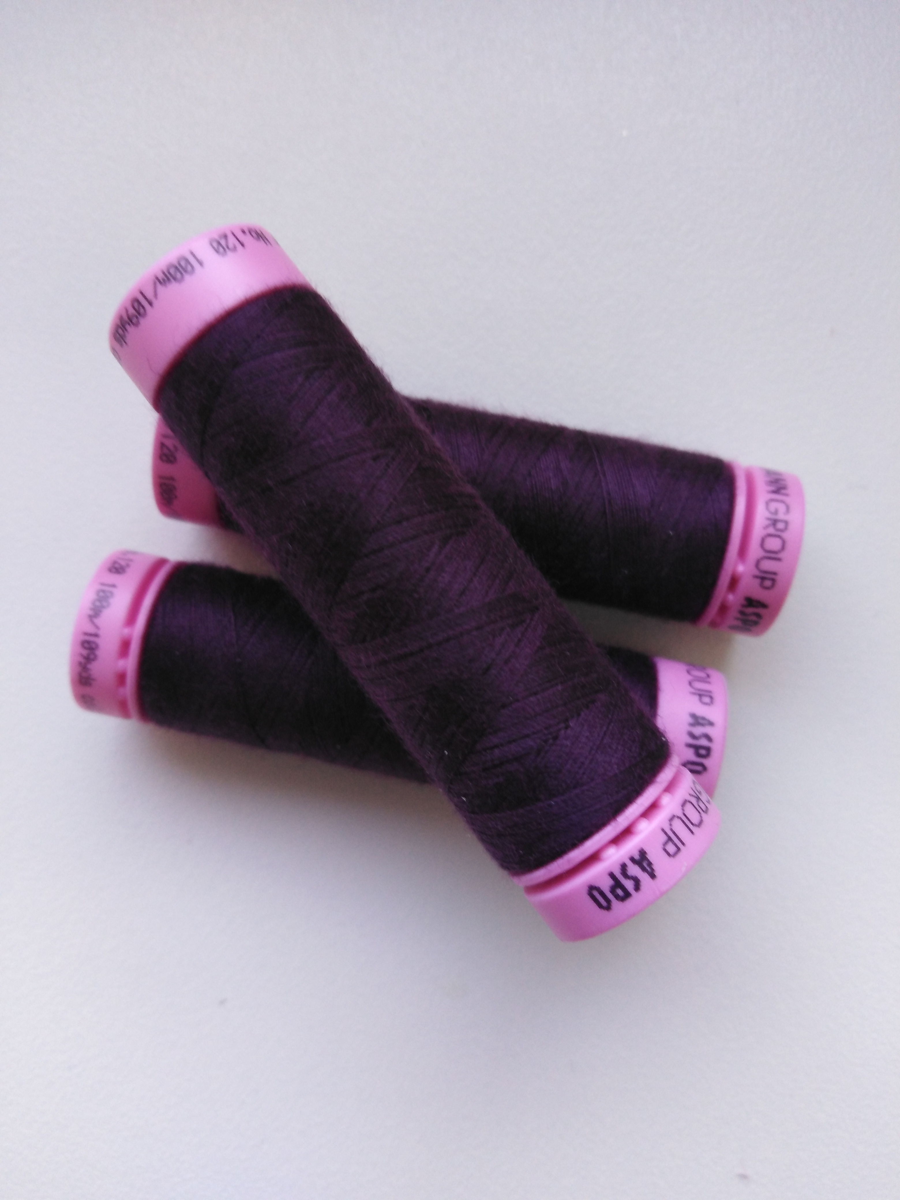 Nitě univerzální PES 100 m borůvková 160