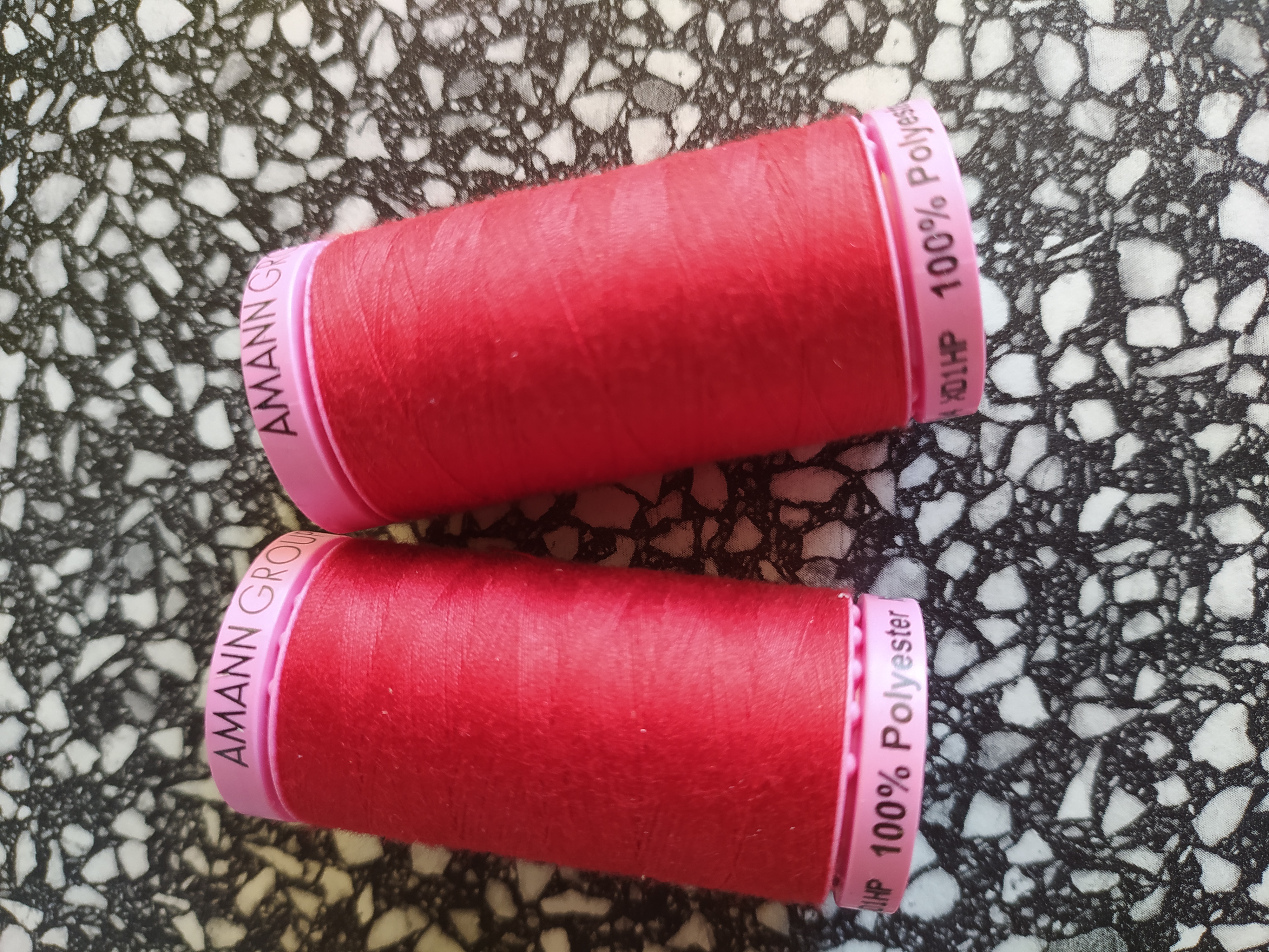 Nitě univerzální ASPO 500 m červená 504