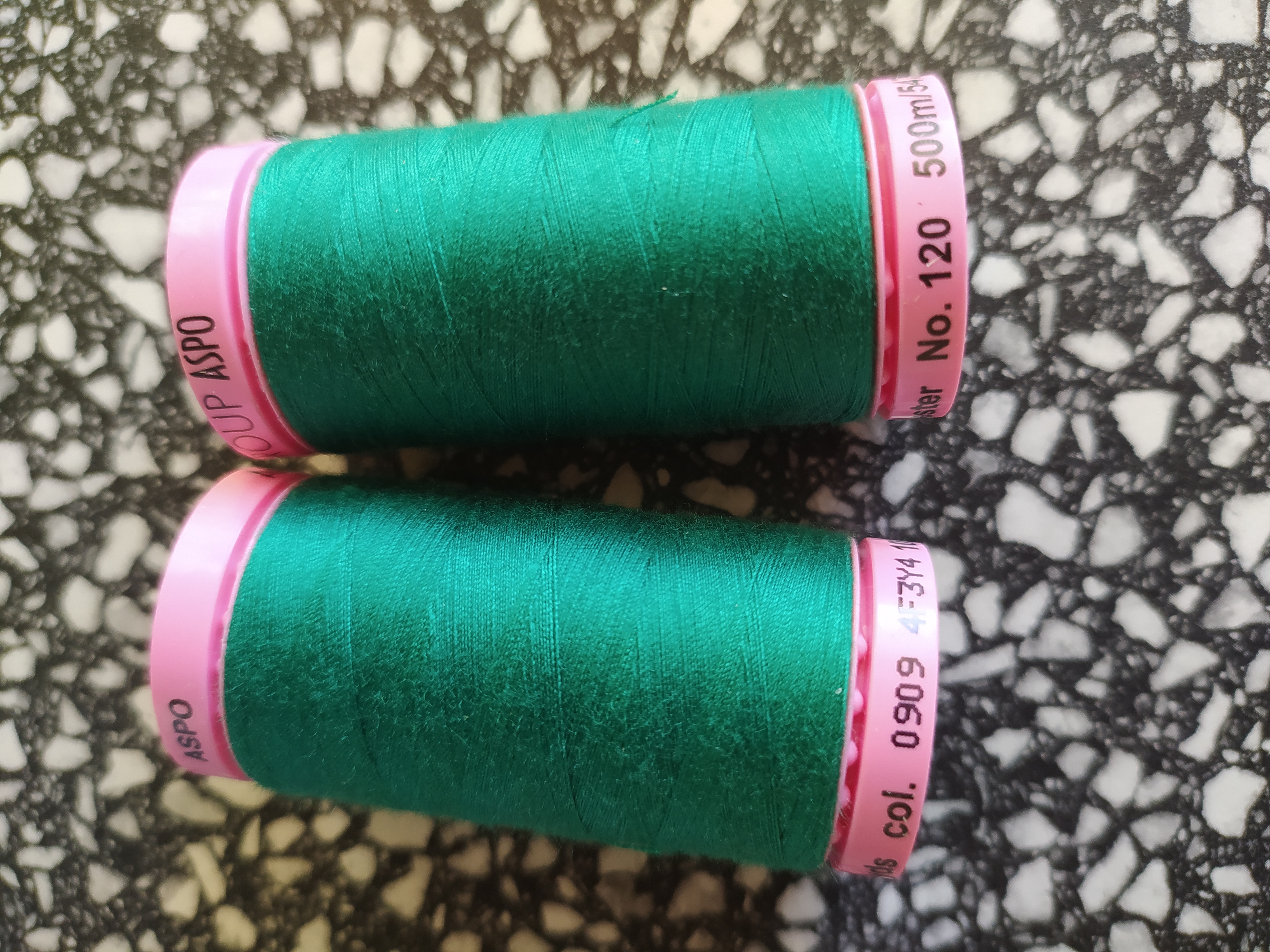 Nitě univerzální ASPO 500 m jezerní zeleň 909