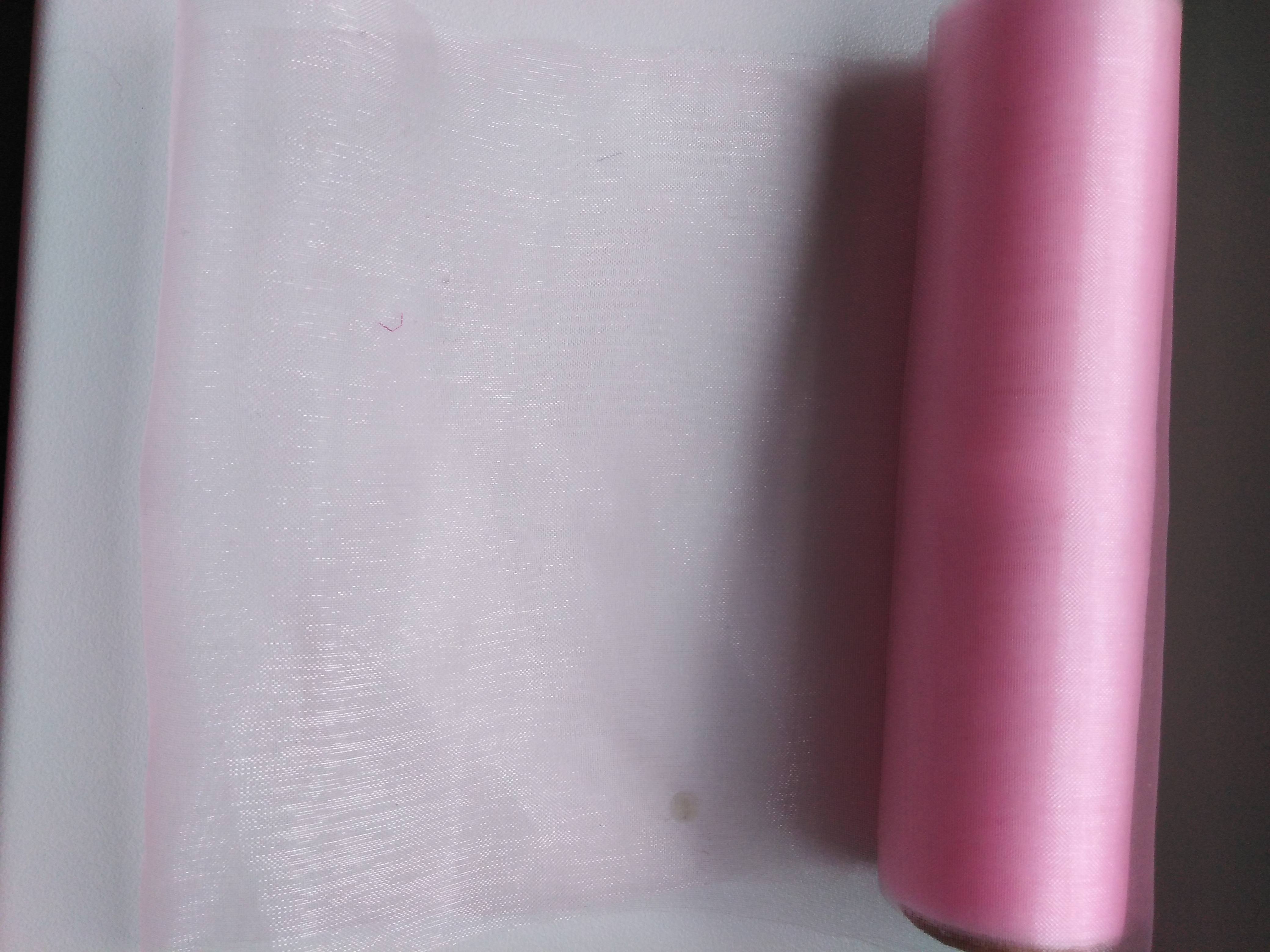 Organza řezaná šíře 16 cm ledově růžová