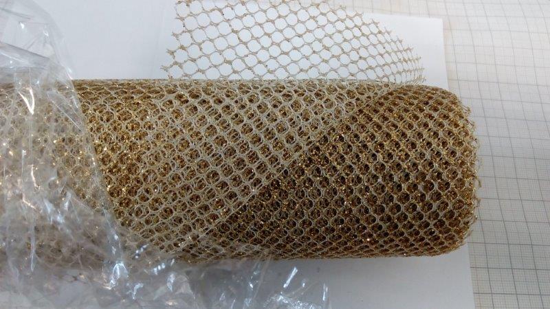 Tkanina metalická mřížka 39 cm zlatá