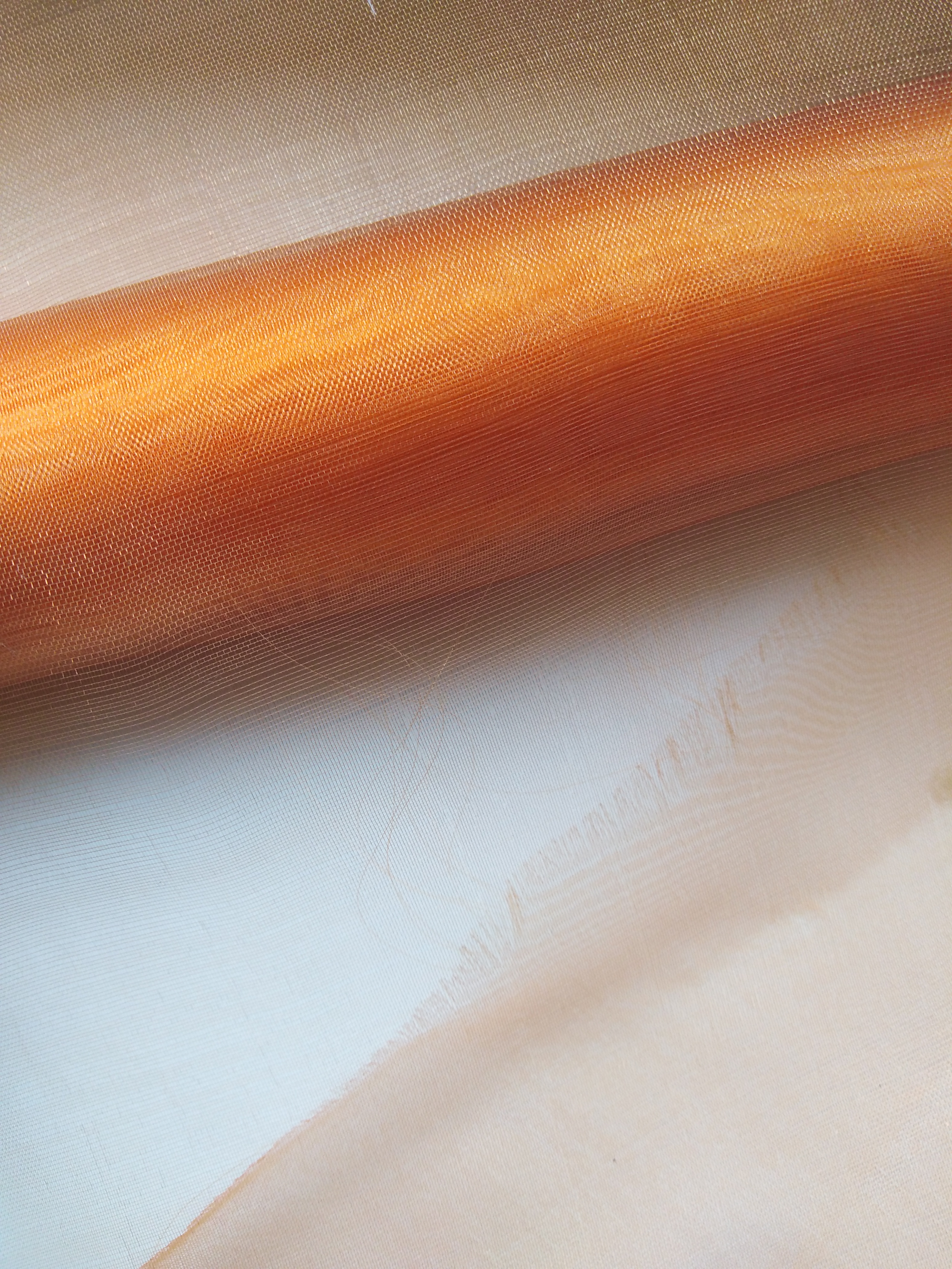 Organza řezaná šíře 36 cm oranžová