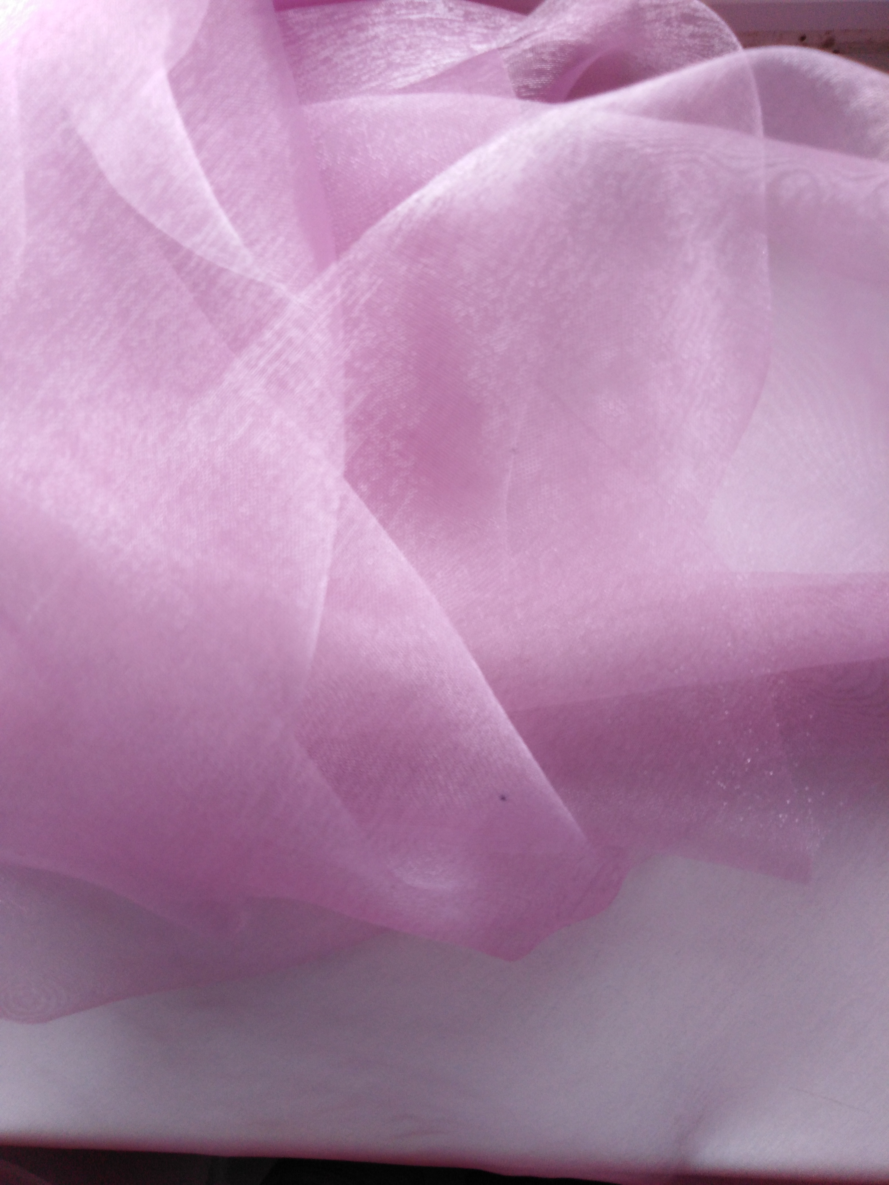 Organza řezaná šíře 36 cm azalková