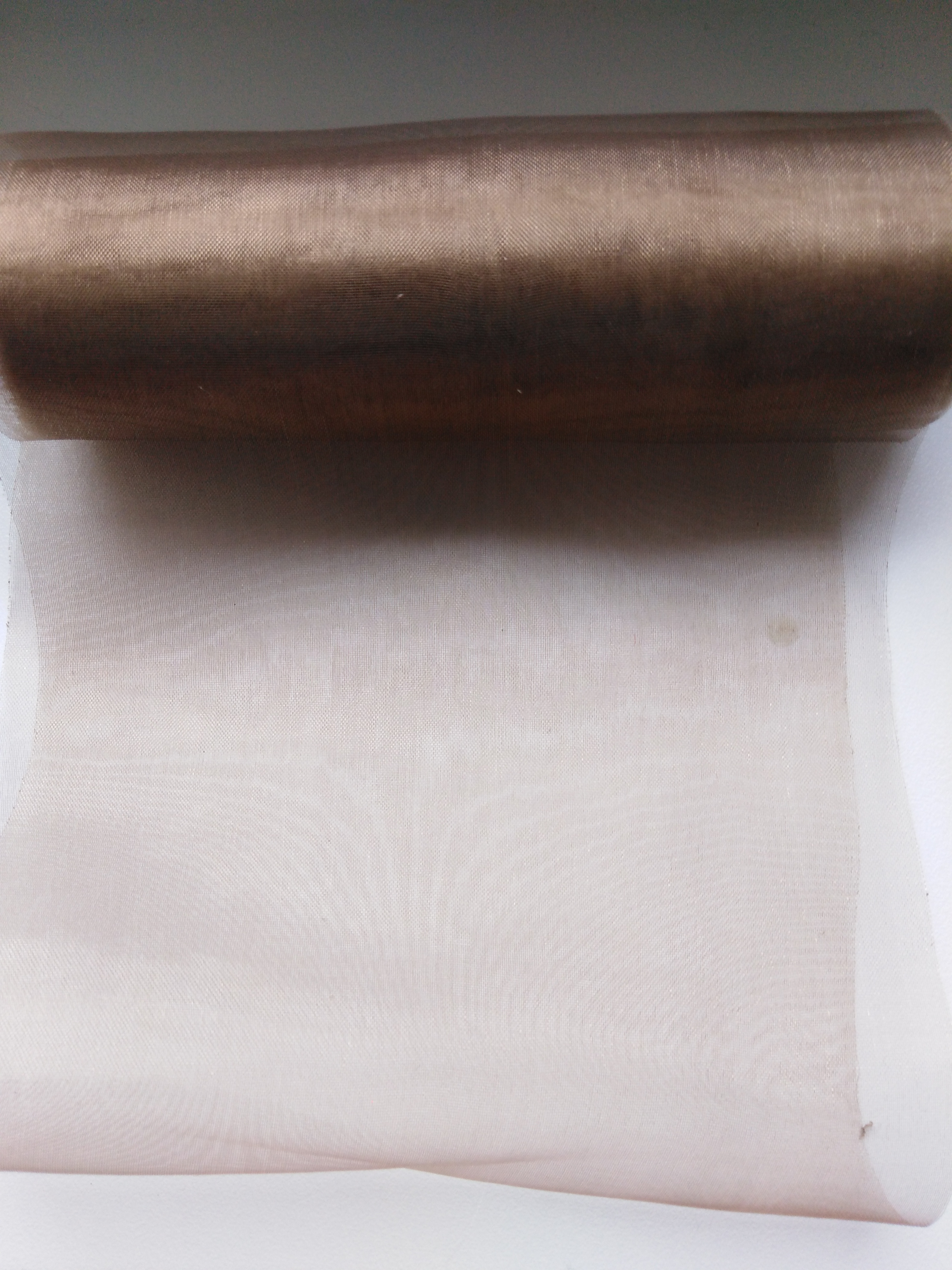 Organza řezaná šíře 16 cm cappuccino