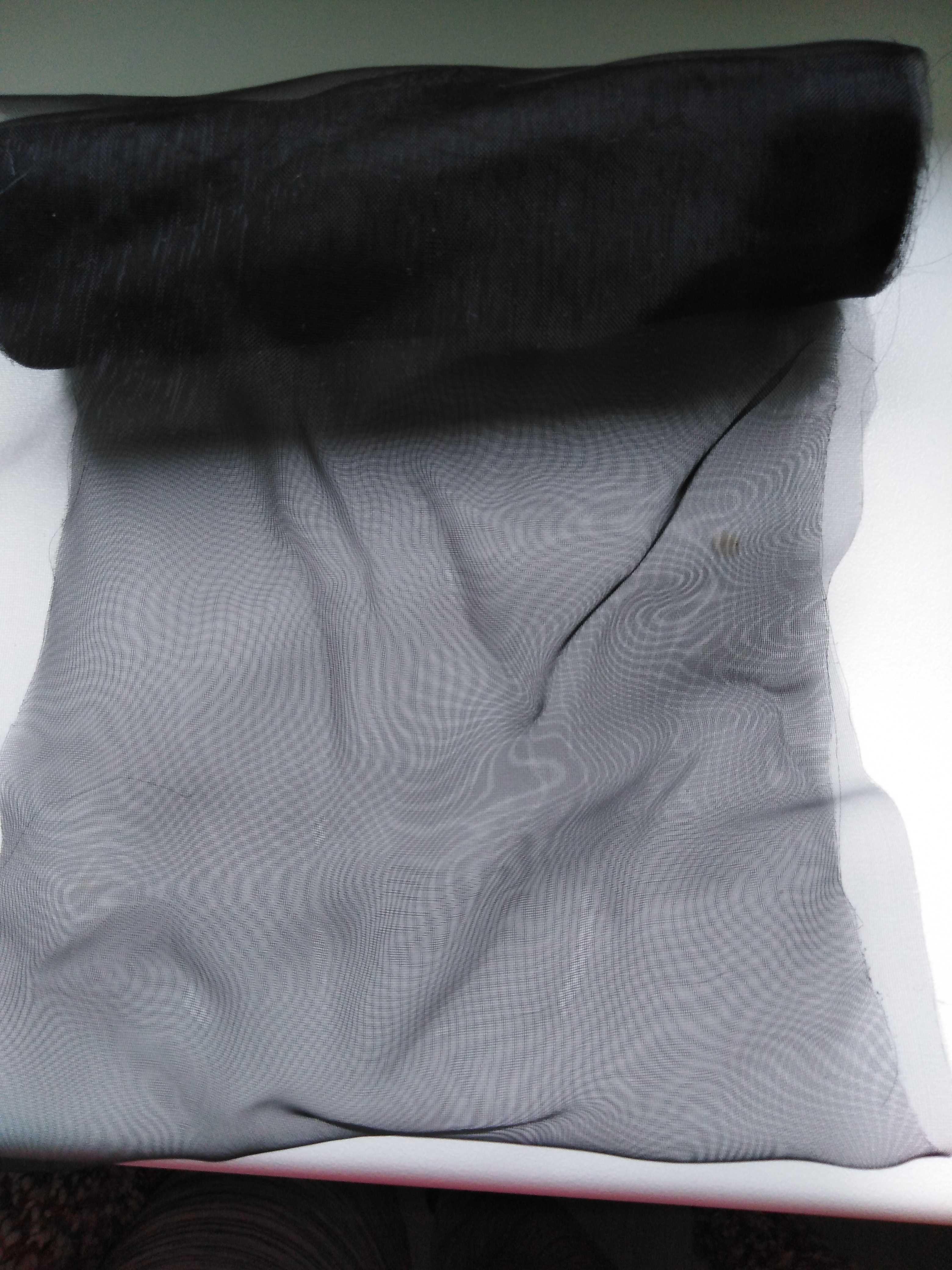 Organza řezaná šíře 16 cm černá