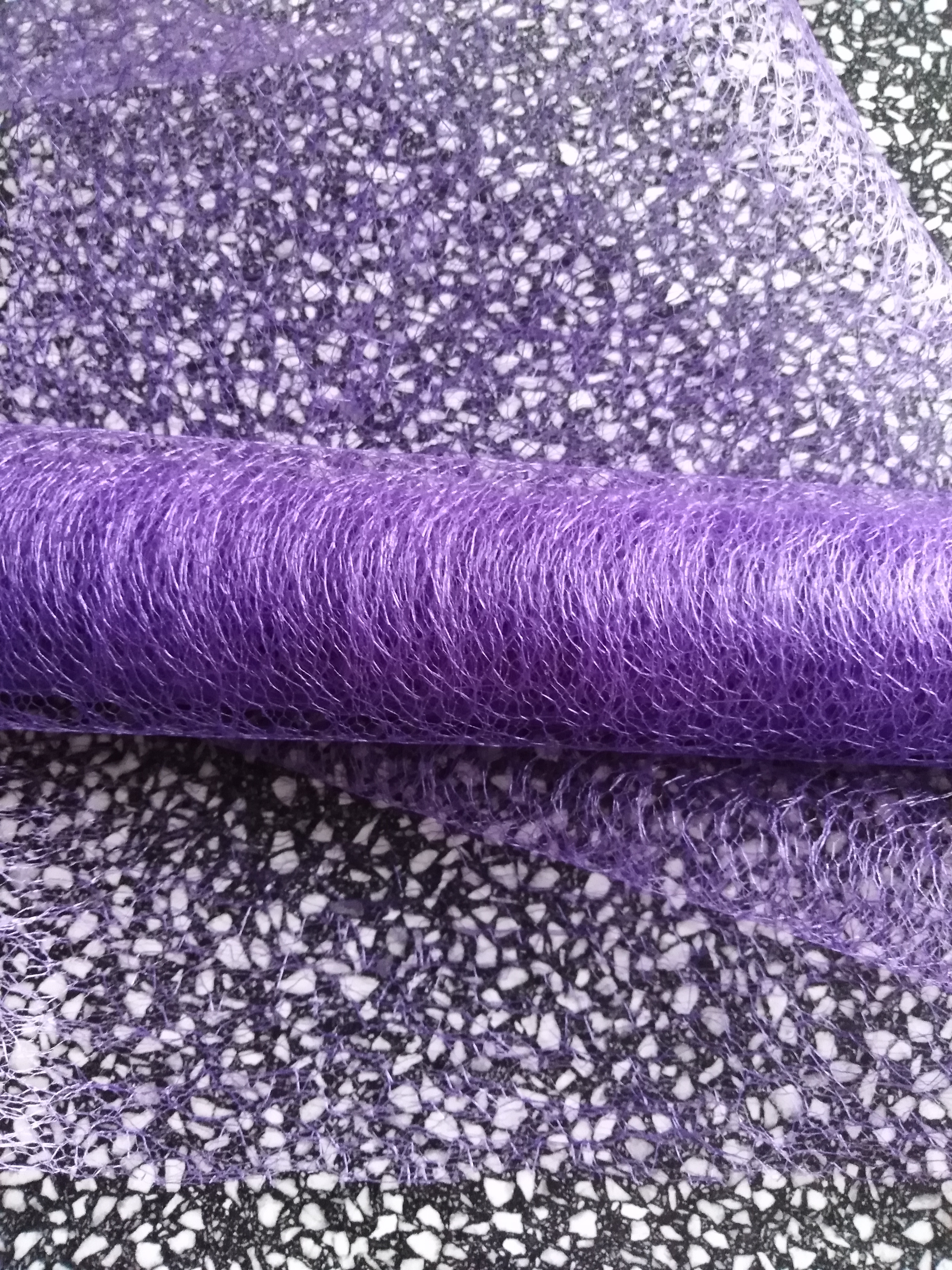 Organza pavučinka šíře 37-40 cm světle fialová