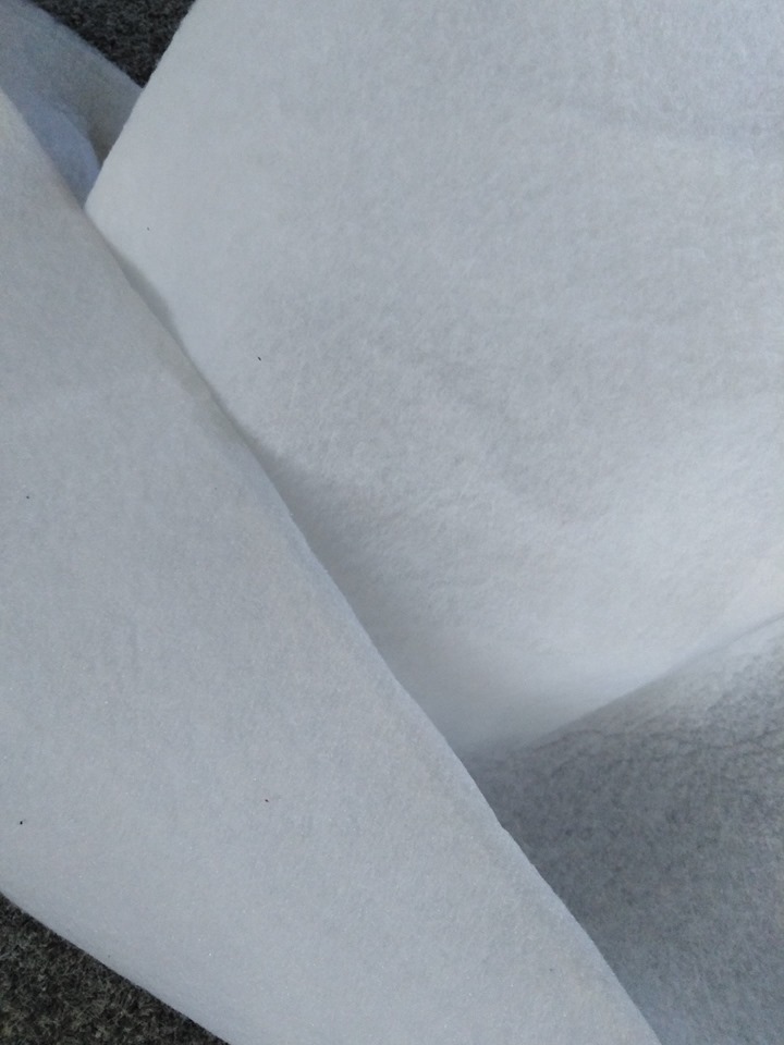 Vlizelín nažehlovací RONOFIX 140+18 g/m š. 80 cm bílý