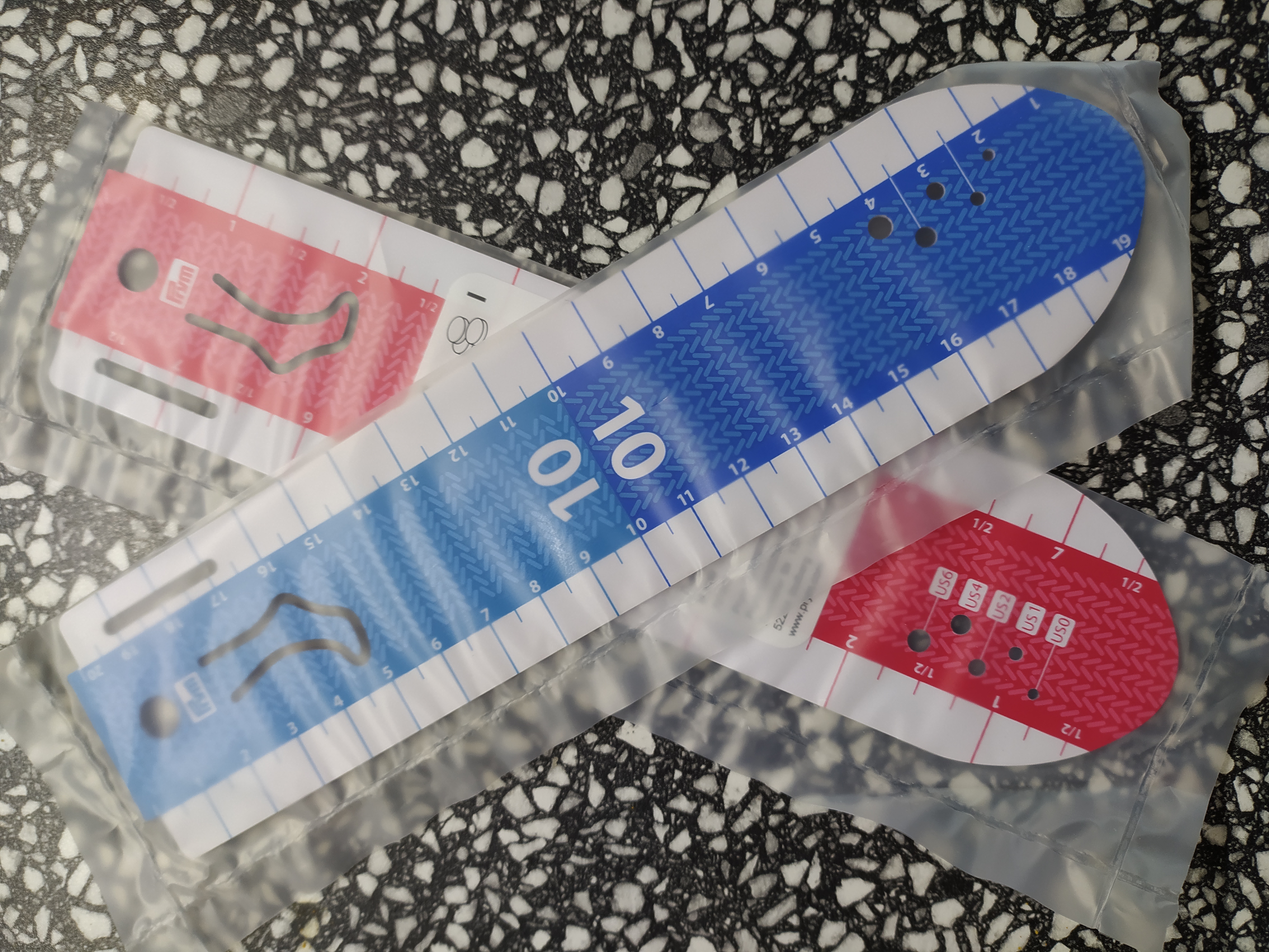 Měřítko na ponožky 20 cm