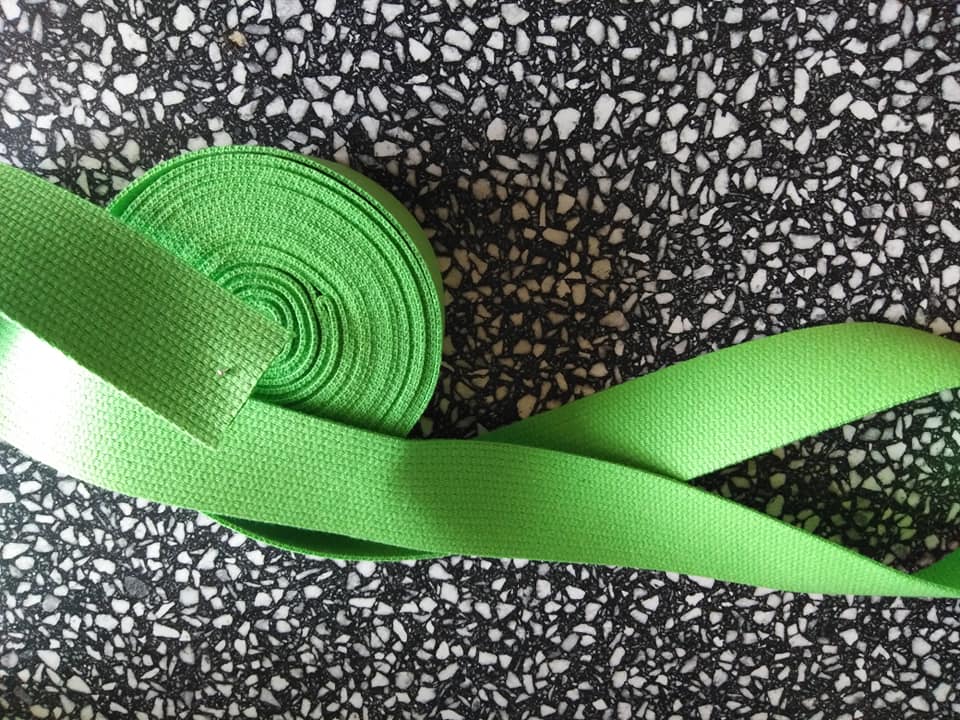 Popruh bavlněný 30 mm jarní zeleň