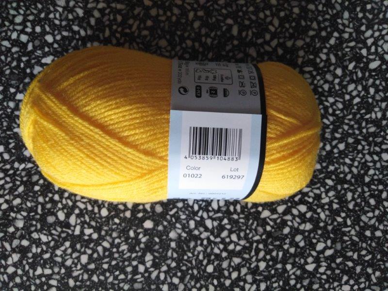 Příze Bravo Baby 185 žlutá 1022