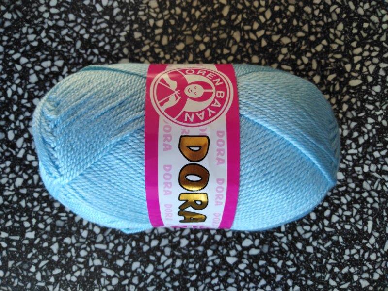 Příze Dora nebeská modř 011