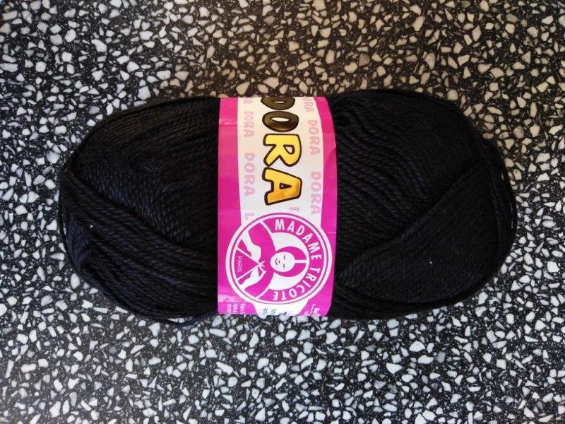 Příze Dora černá 999