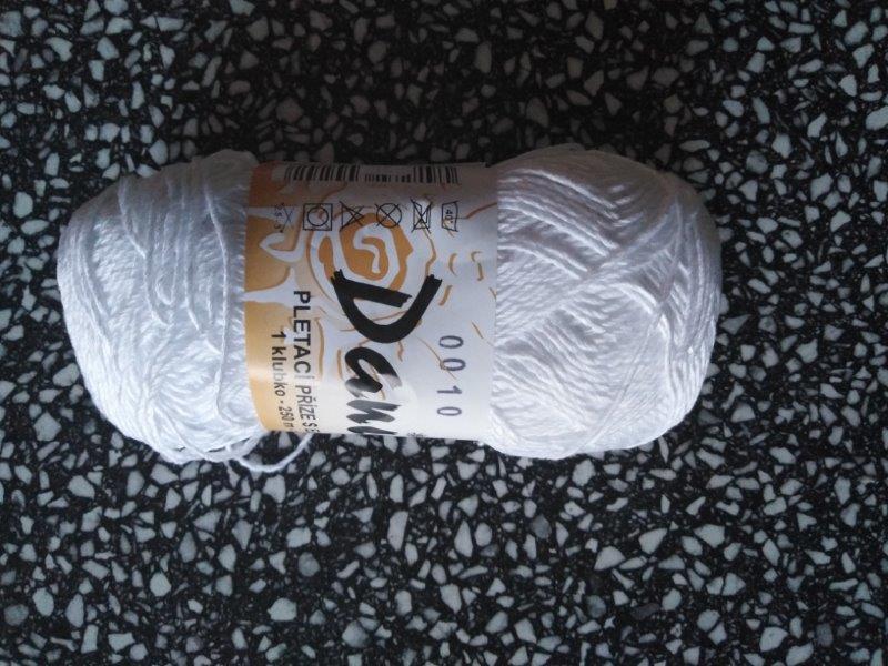 Příze Daniela bílá 0010