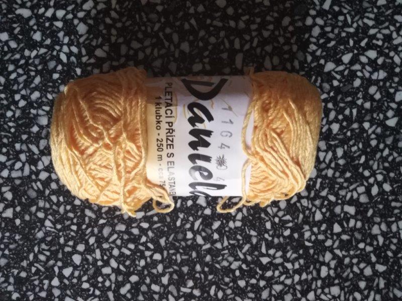 Příze Daniela sytě žlutá 1164