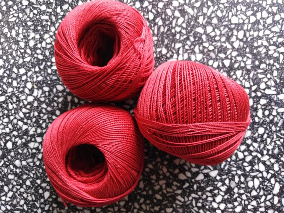 Příze Sněhurka tmavě červená 3384