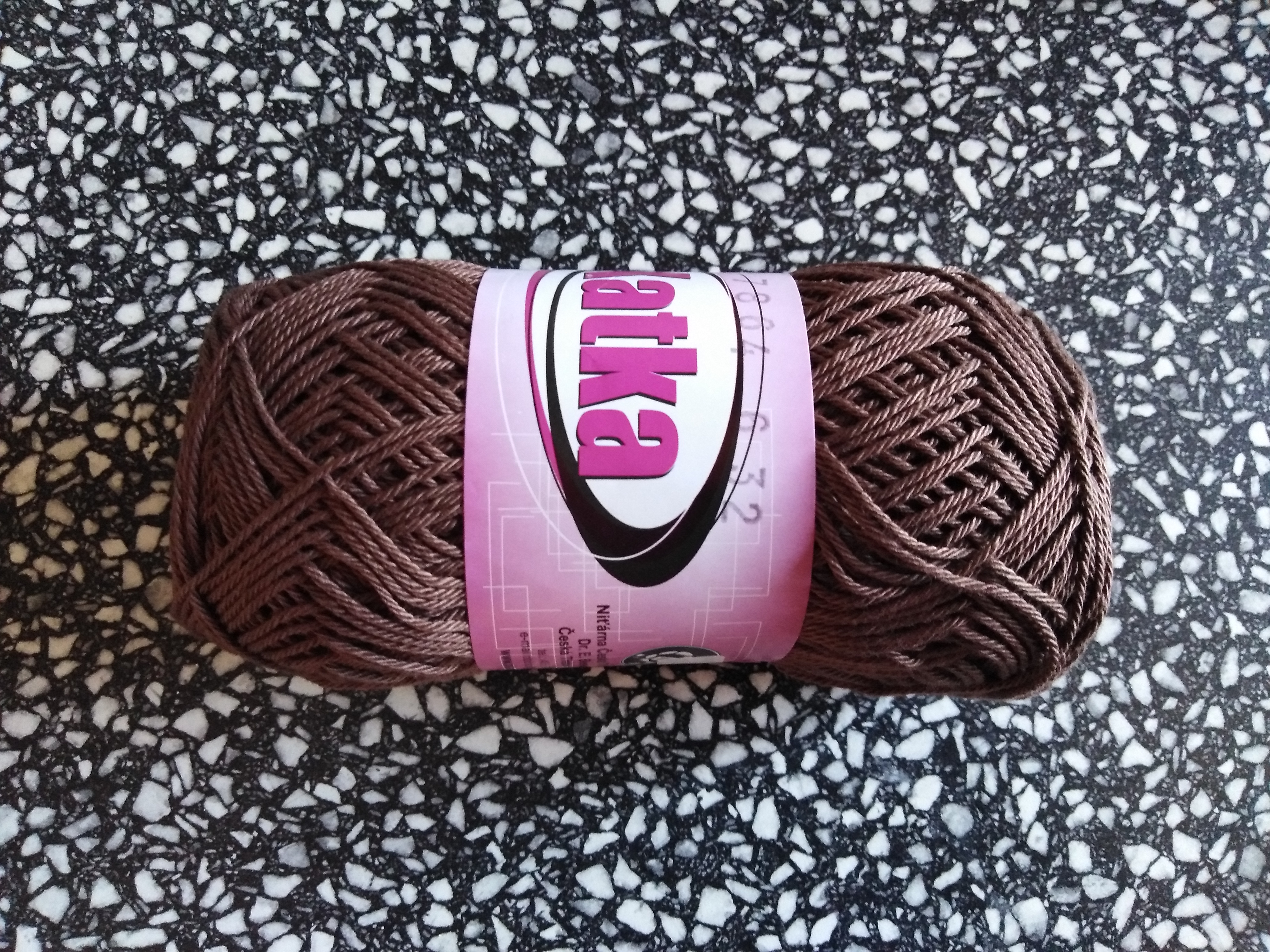 Příze Katka tmavě hnědá 7864