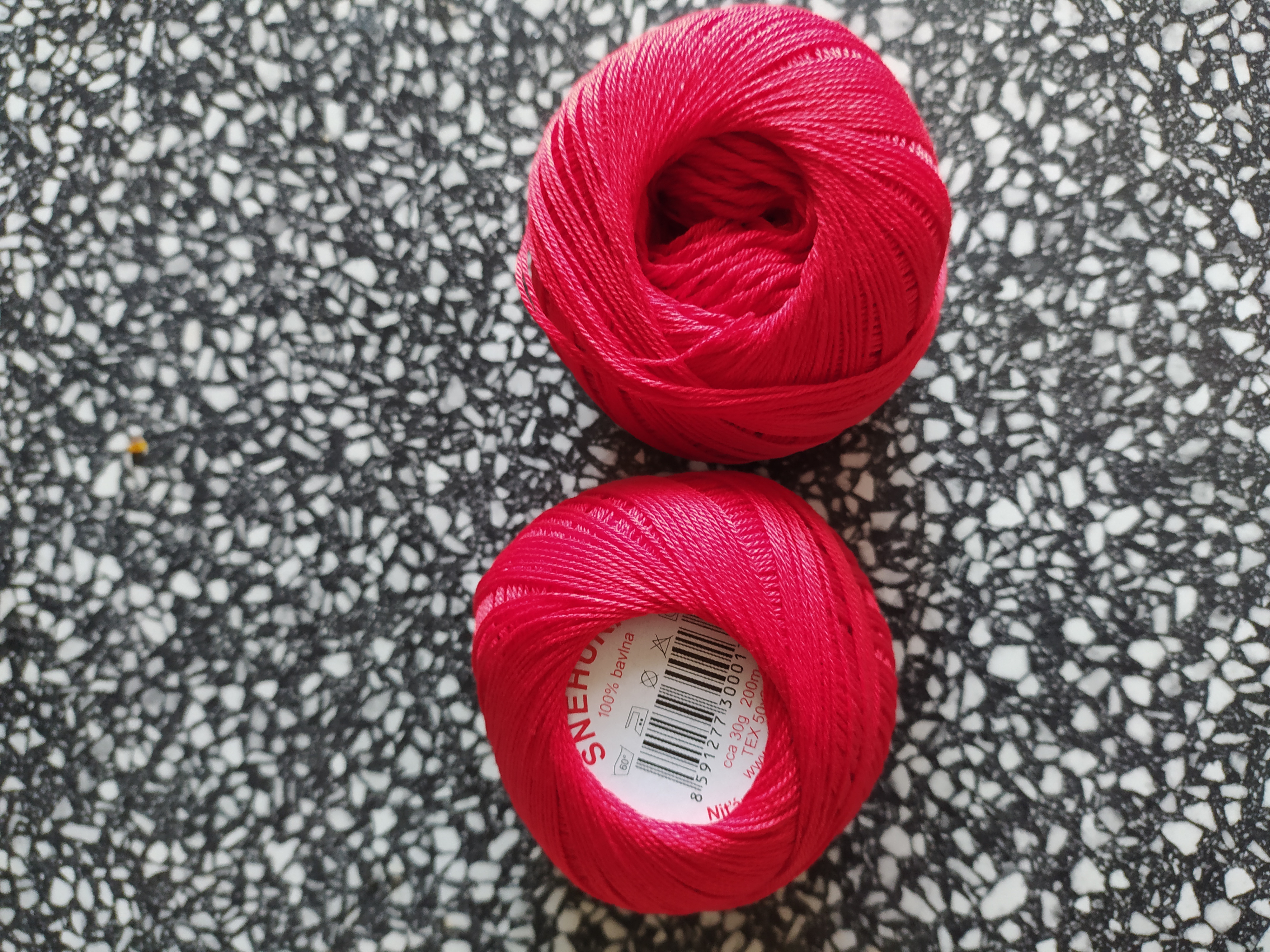 Příze Sněhurka červená 3294