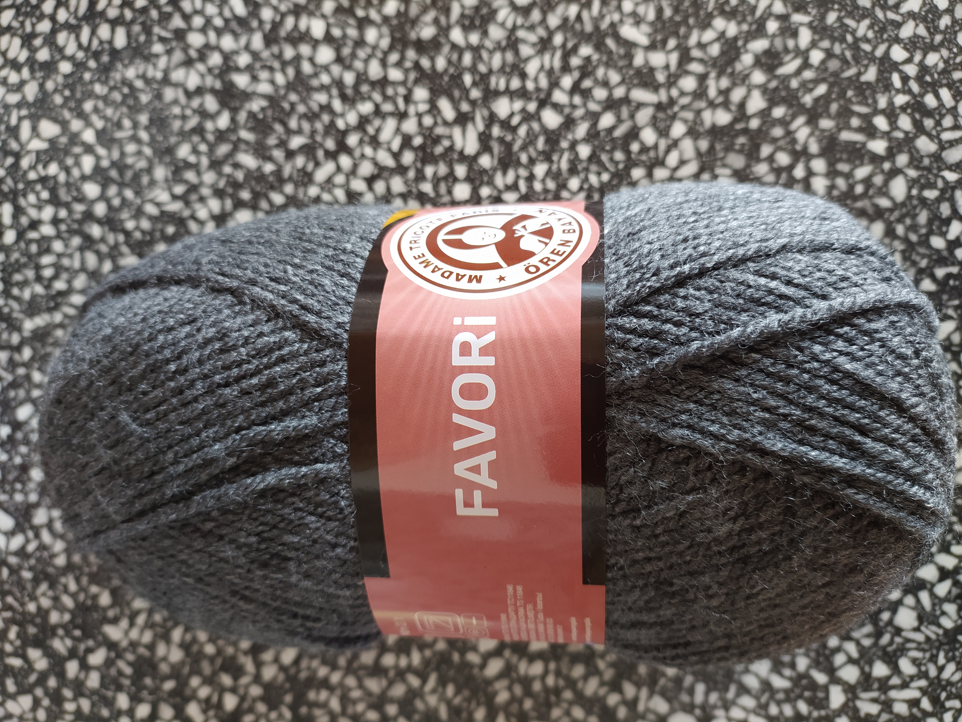 Příze Favori tmavě šedá 009