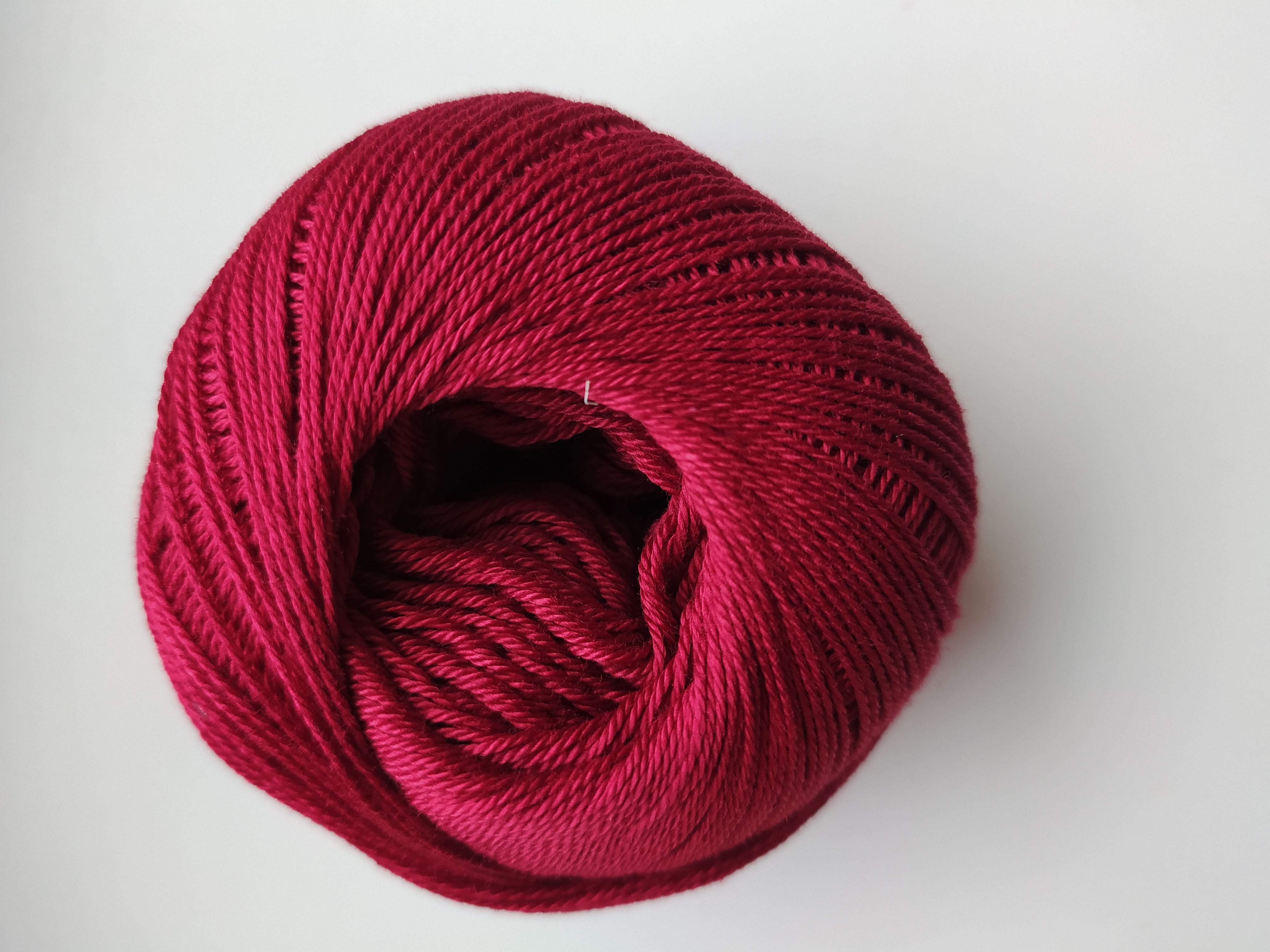 Příze Sněhurka brusinková 3494