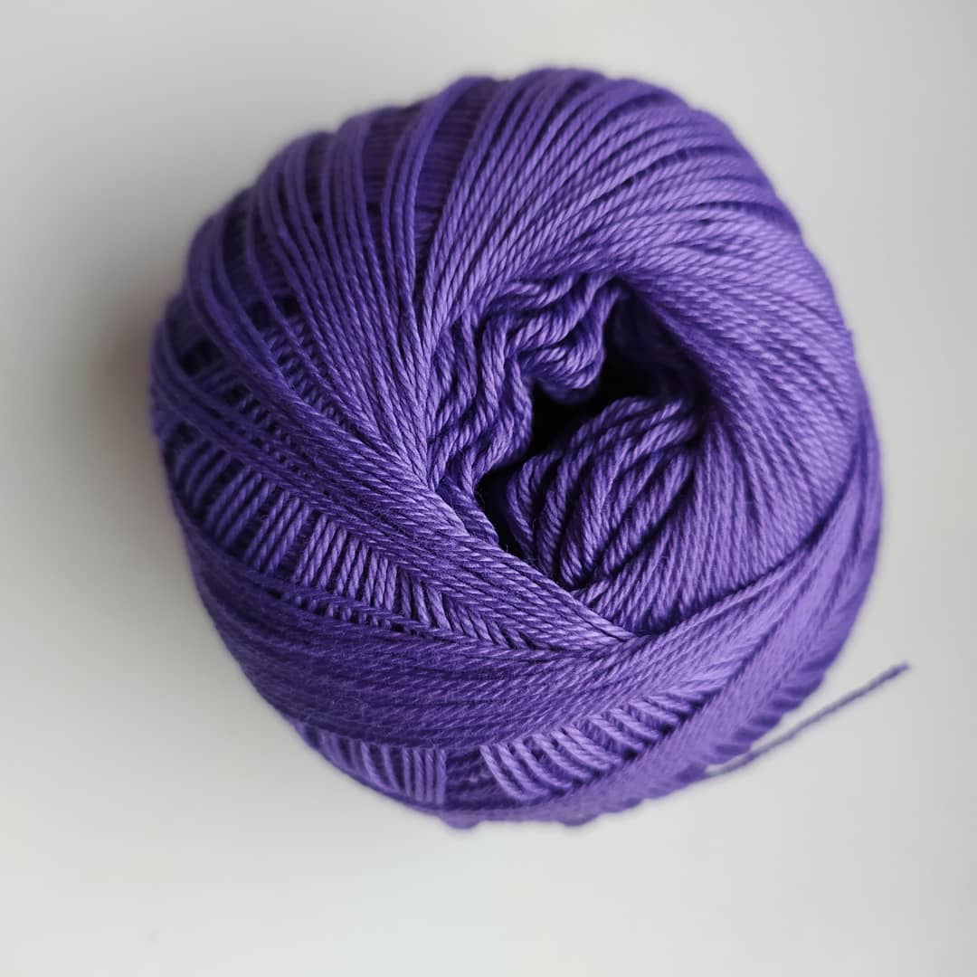 Příze Sněhurka středně fialová 4574