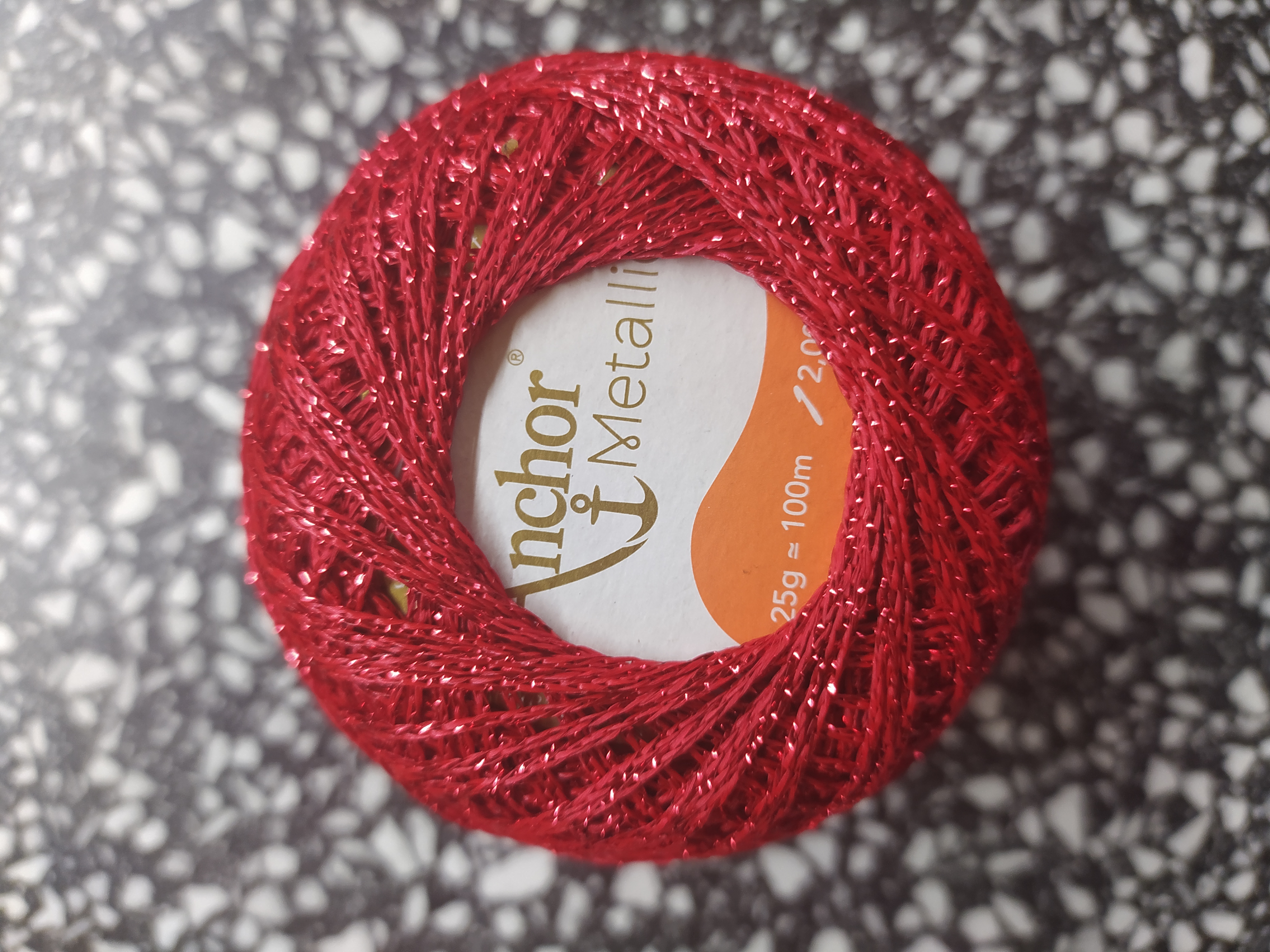 Příze Anchor Artiste červená 318