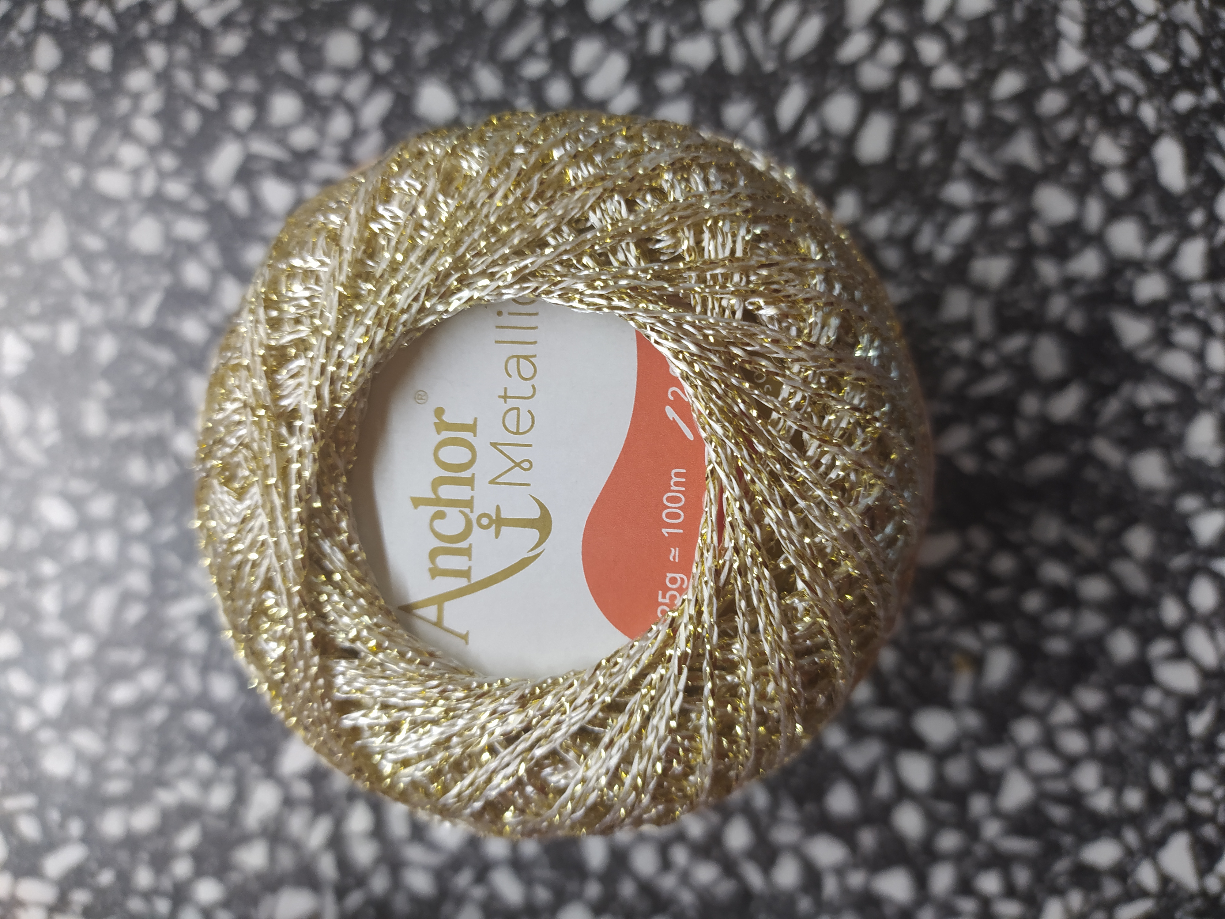 Příze Anchor Artiste světlá zlatá 302