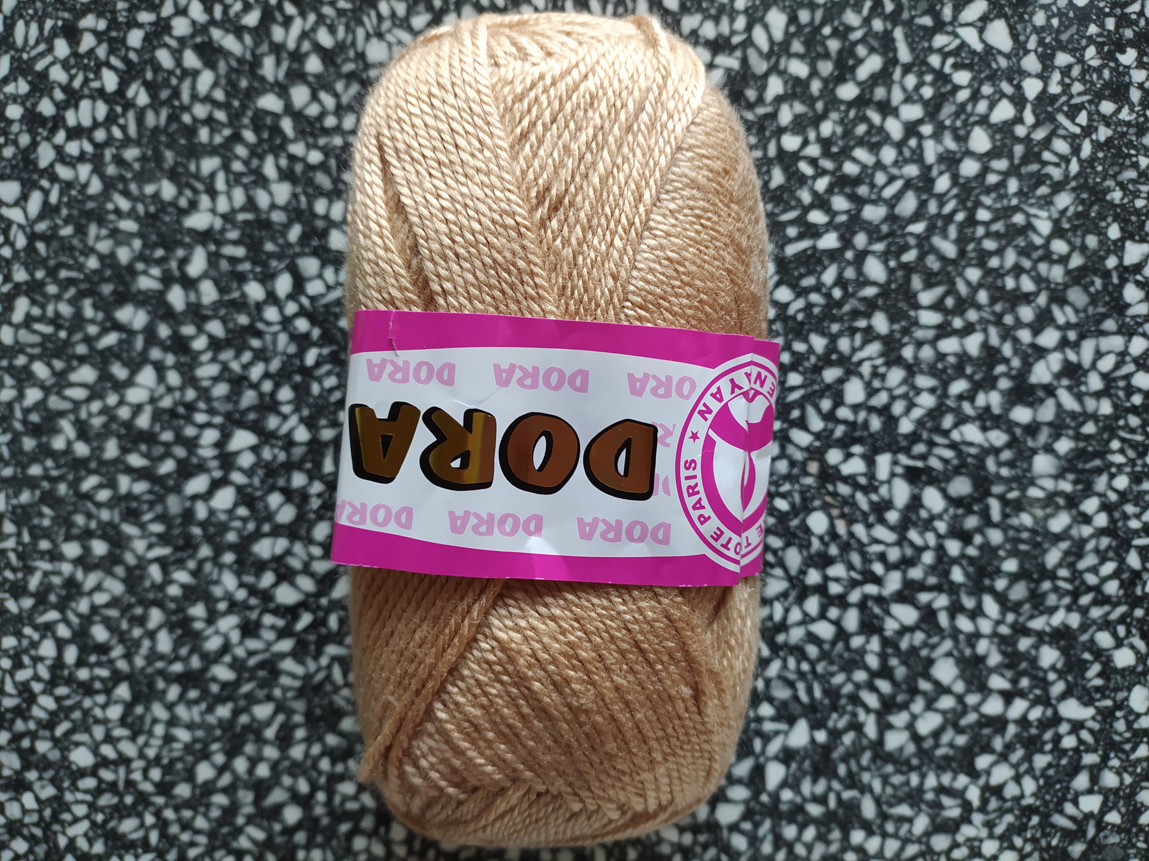 Příze Dora béžová 079