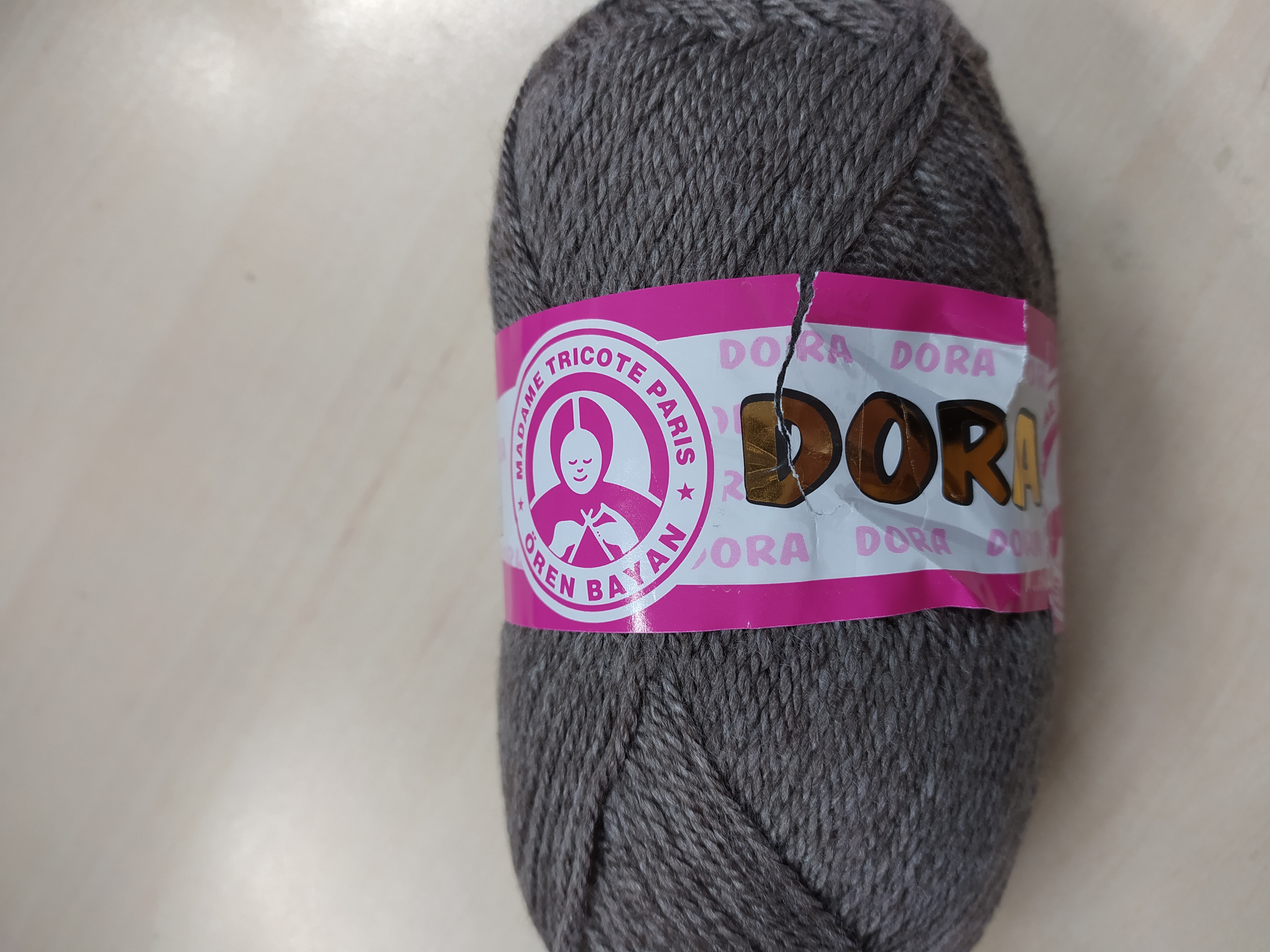 Příze Dora šedohnědá 014