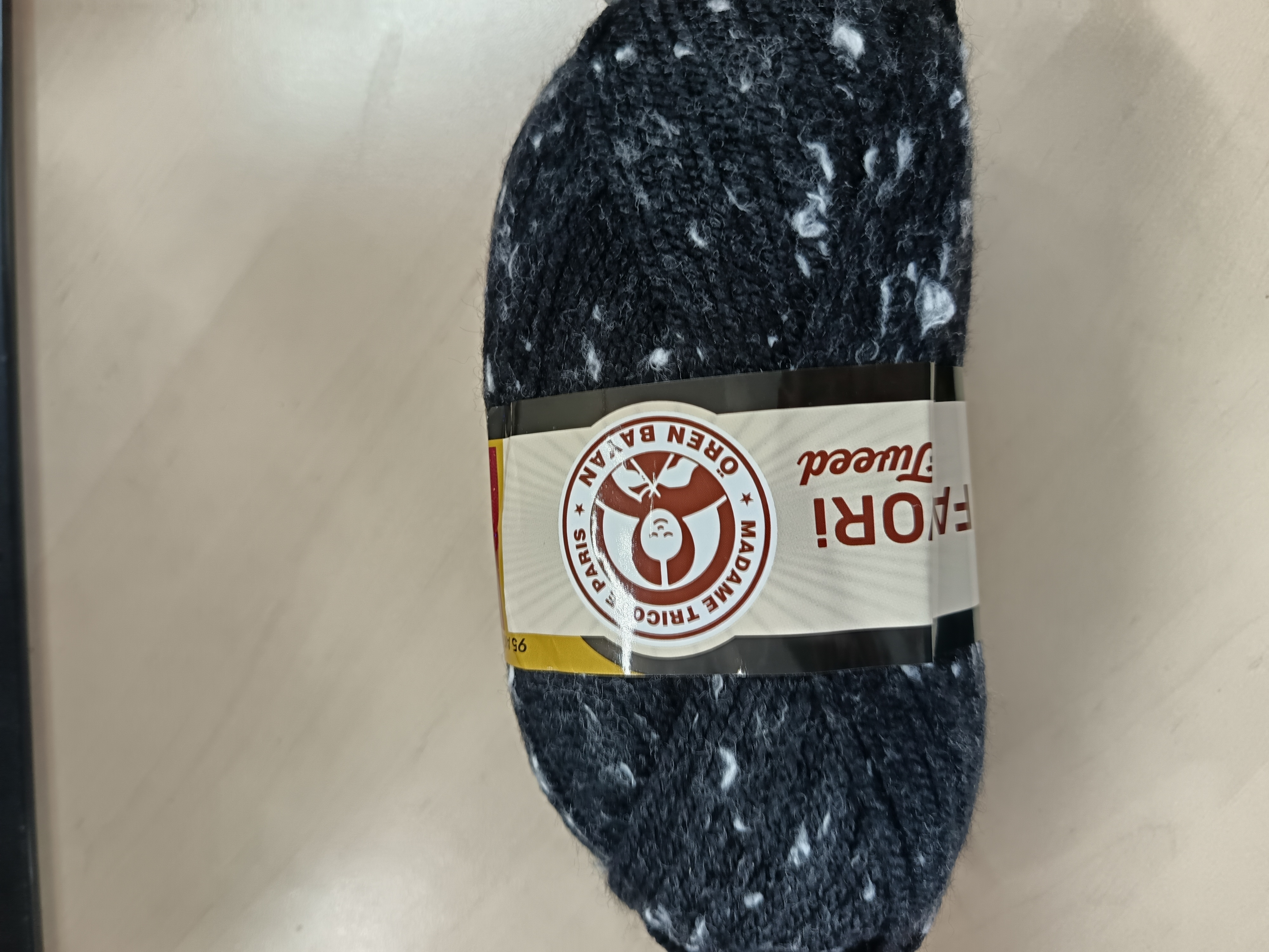 Příze FAVORI TWEED černá-bílá 999D