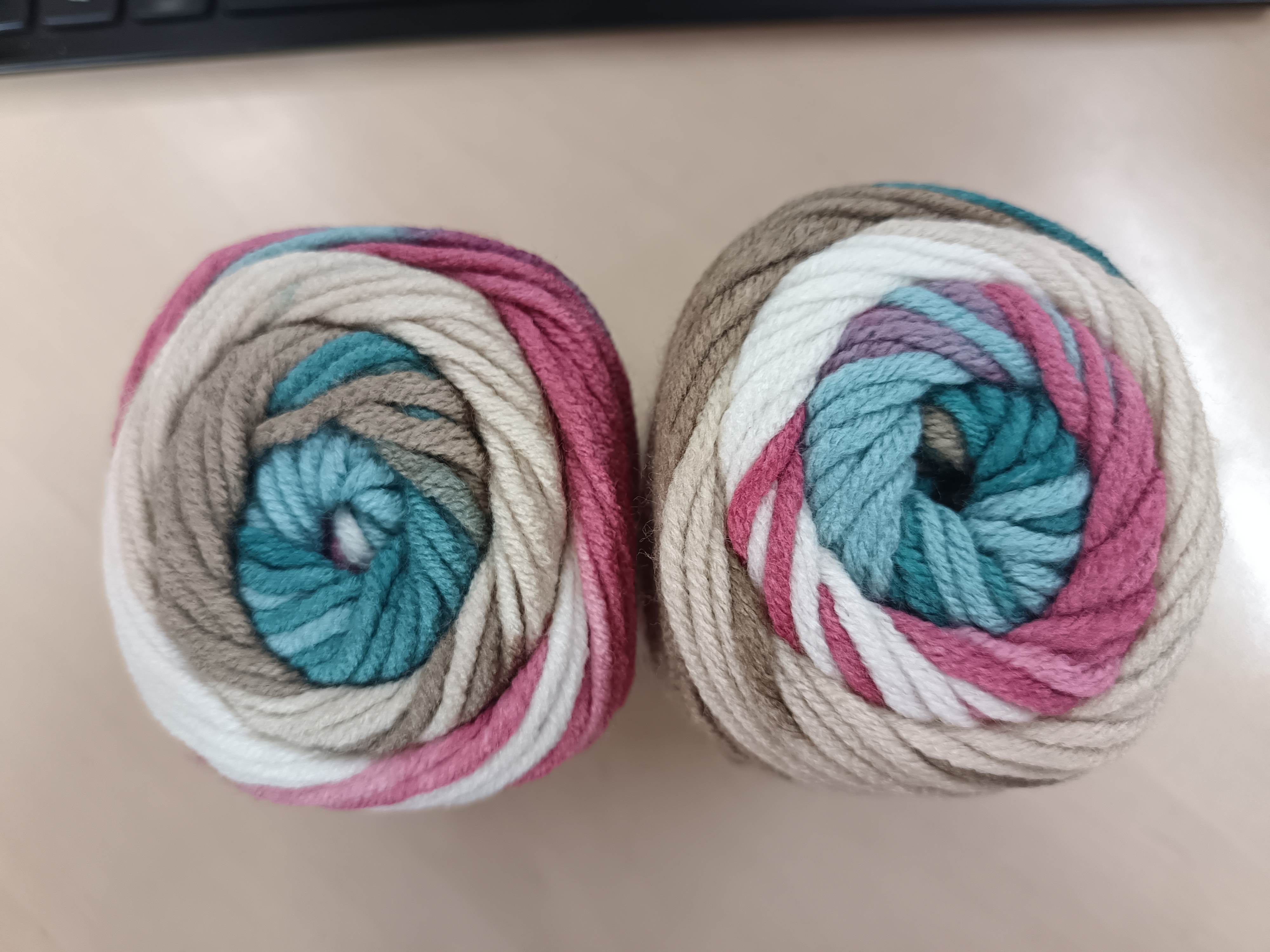 Příze Tango Batik 510 - melír 10