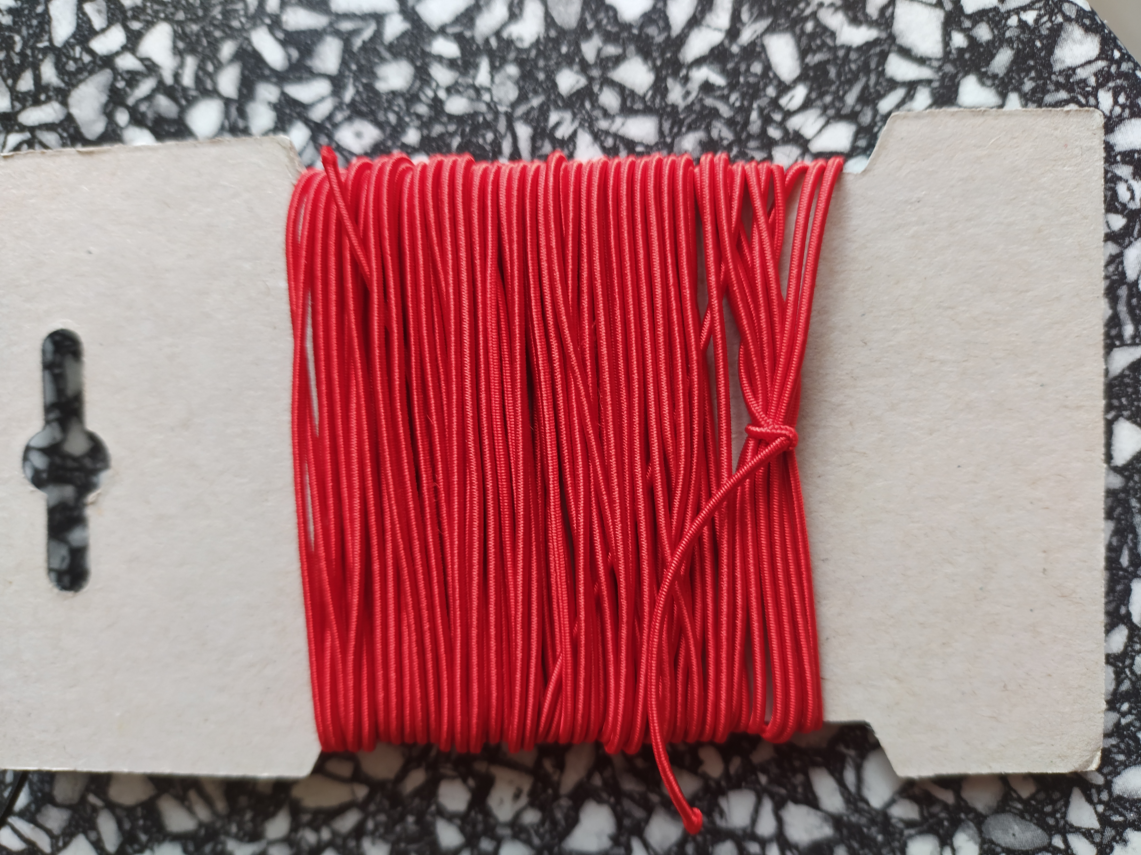 Klobouková guma 1,2 mm - karta 10 m červená