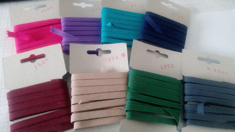 Pruženka 6,6 mm - karta 5 m tmavě šedá