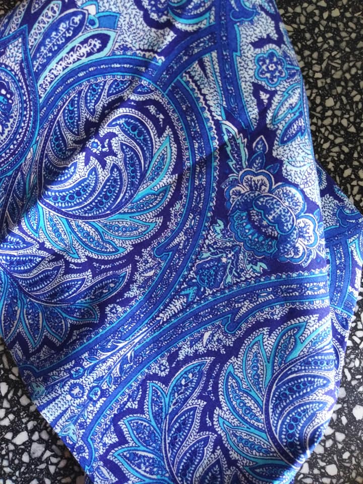 Bavlněný šátek 70 x 70 cm, typ kašmír potištěný modrý