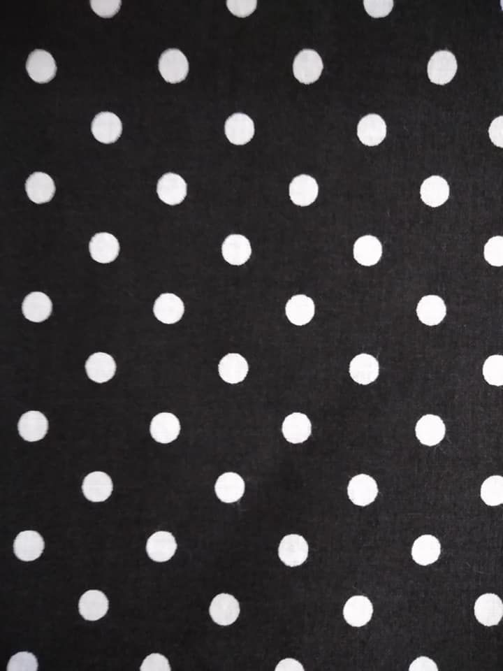 Bavlněný šátek 65 x 65 cm, černo bílý puntík 5 mm
