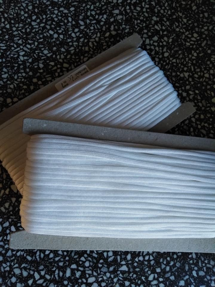 Šňůra Paracord 4-5 mm bílá